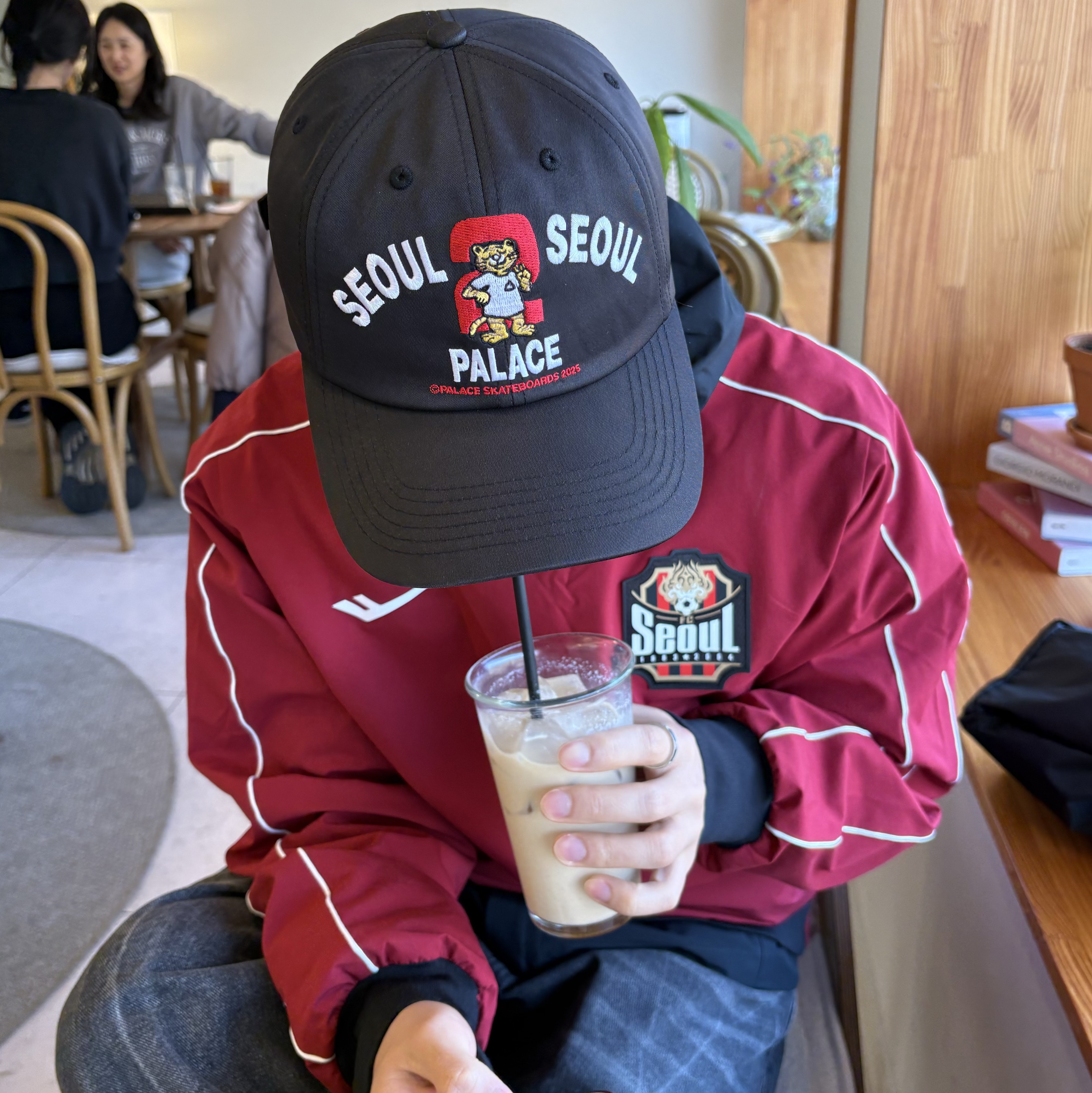 Palace Seoul 2 Seoul 6-Panel Cap Black - 25SS, Nike ACG Storm-Fit ADV Cascade Rains Full Zip Jacket Black - Asia 착용 스타일 - 2