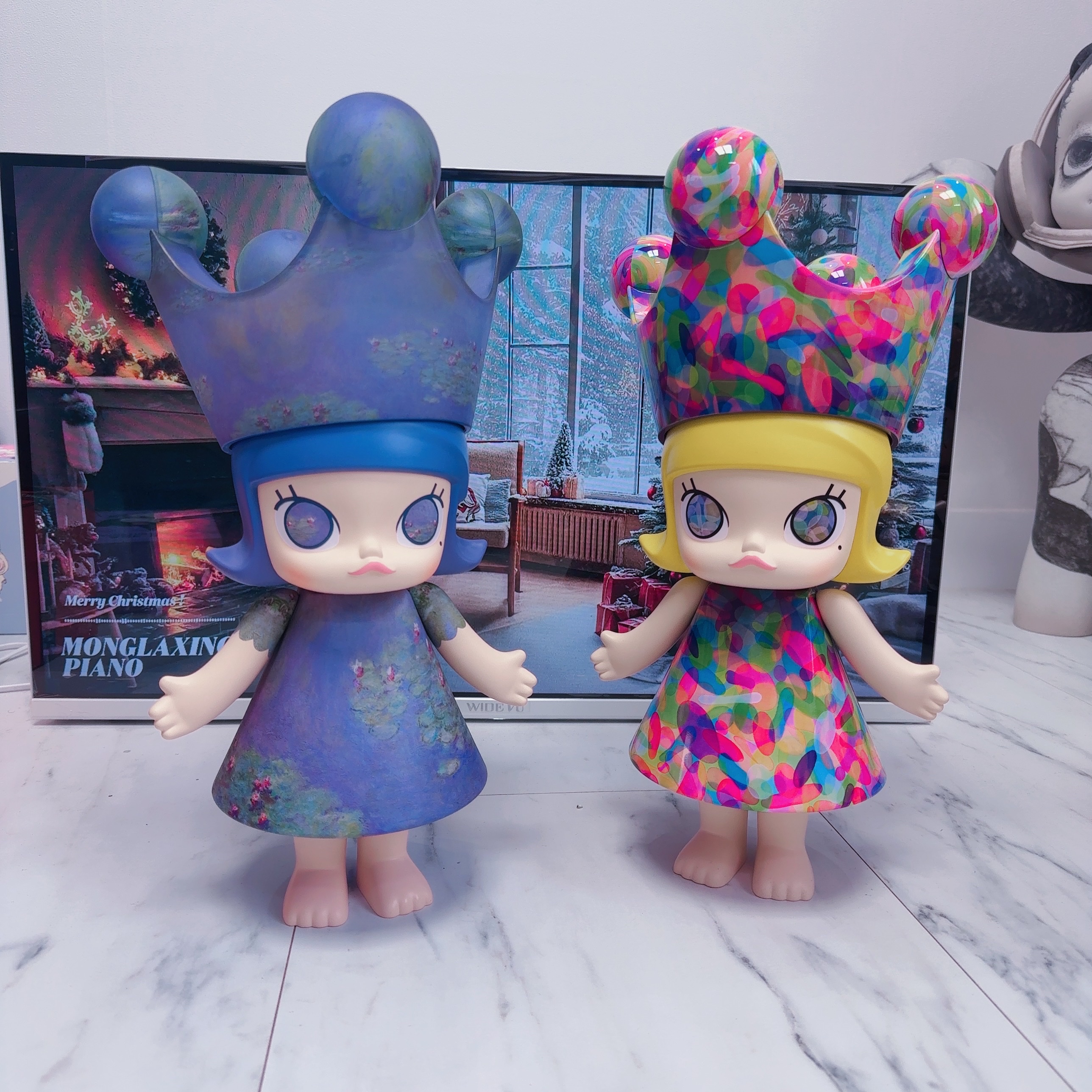 Pop Mart Mega Royal Molly Monet-Les Nympheas 400% 착용 스타일
