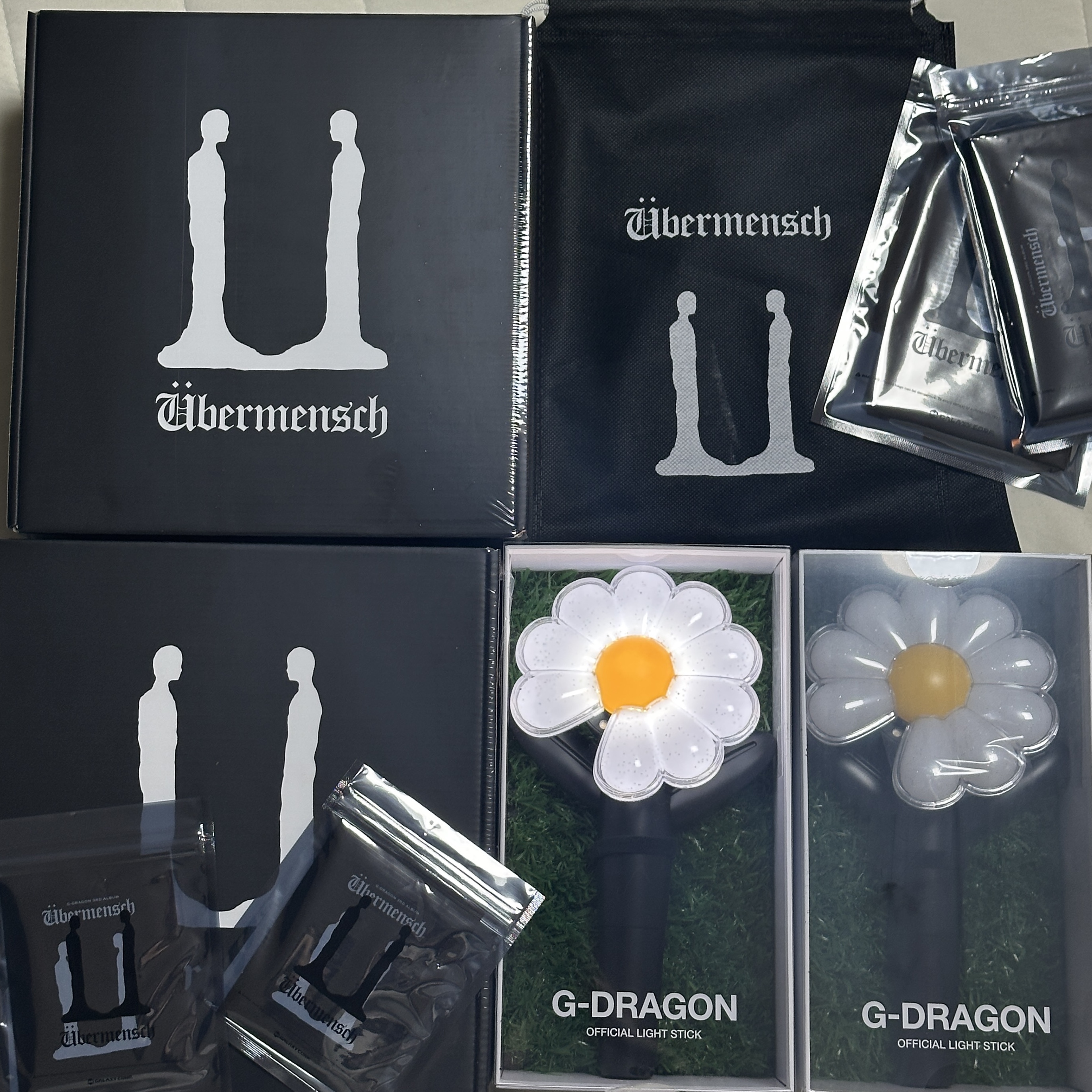 G-DRAGON Ubermensch Official Light Stick, G-DRAGON Ubermensch Cap Sky Blue 착용 스타일 - 1