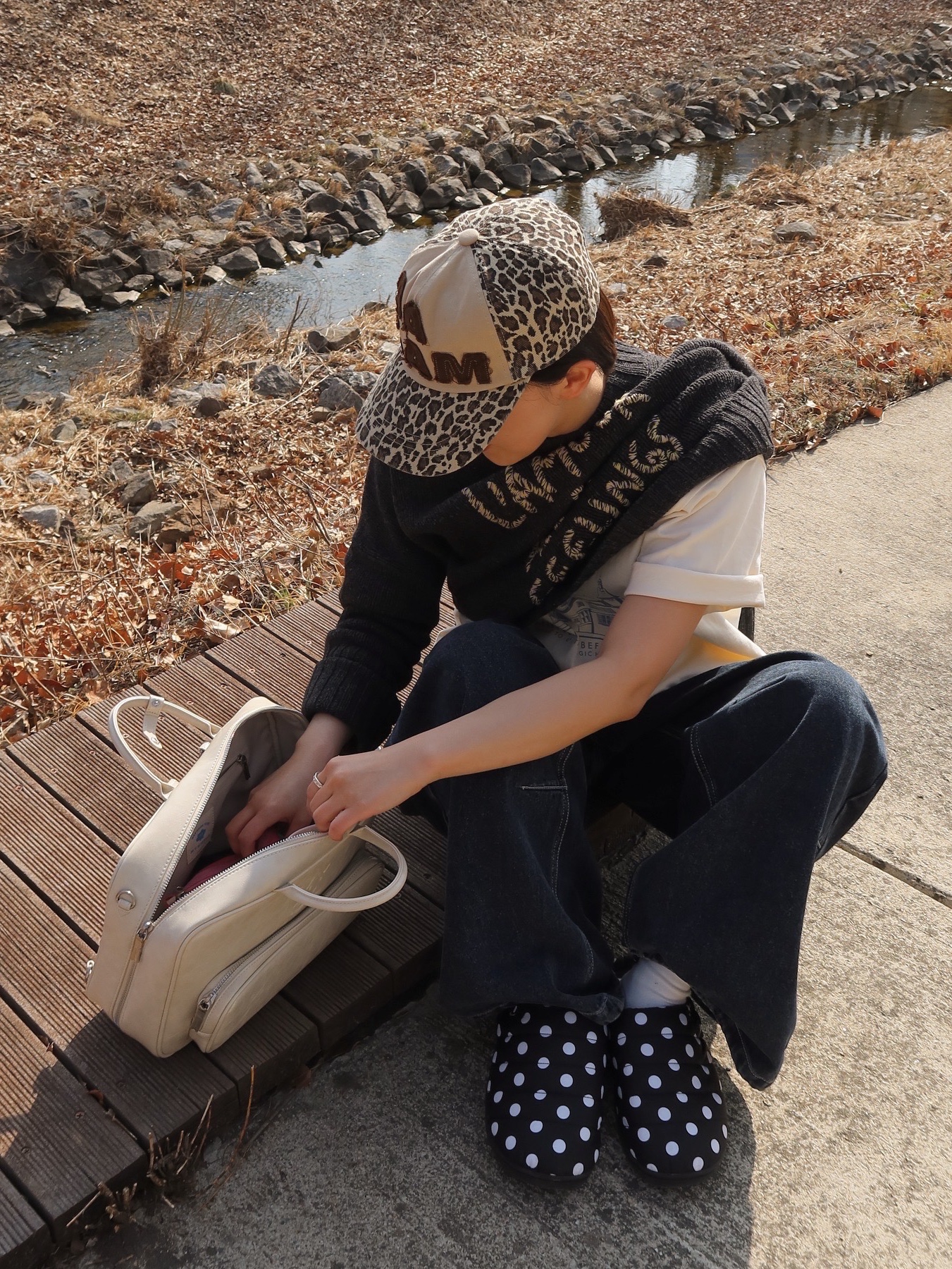 Subu Permanent F-Line Dots 착용 스타일