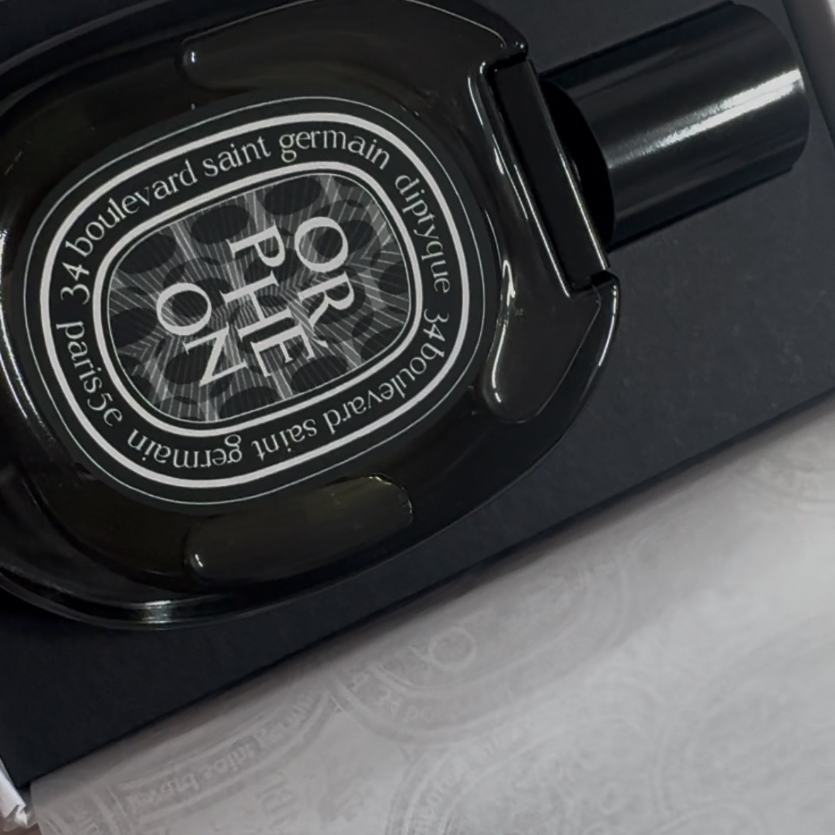 Diptyque Orpheon Eau De Parfum 75ml 착용 스타일