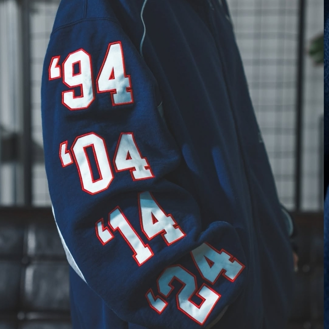 Supreme Playoffs Zip Up Hooded Sweatshirt Navy - 25SS 착용 스타일 - 4
