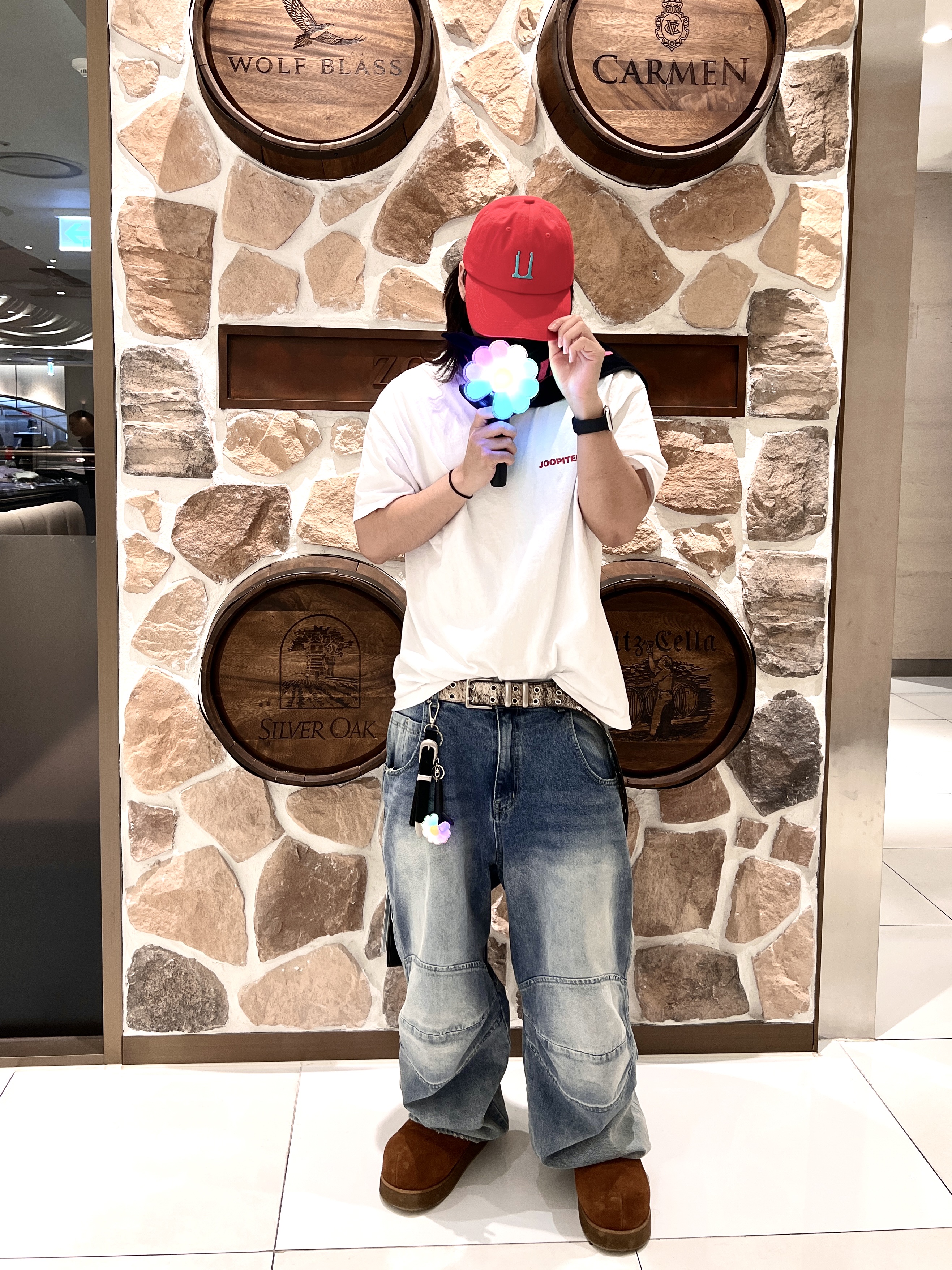 G-DRAGON Ubermensch Official Light Stick, G-DRAGON Ubermensch Cap Red 착용 스타일 - 5