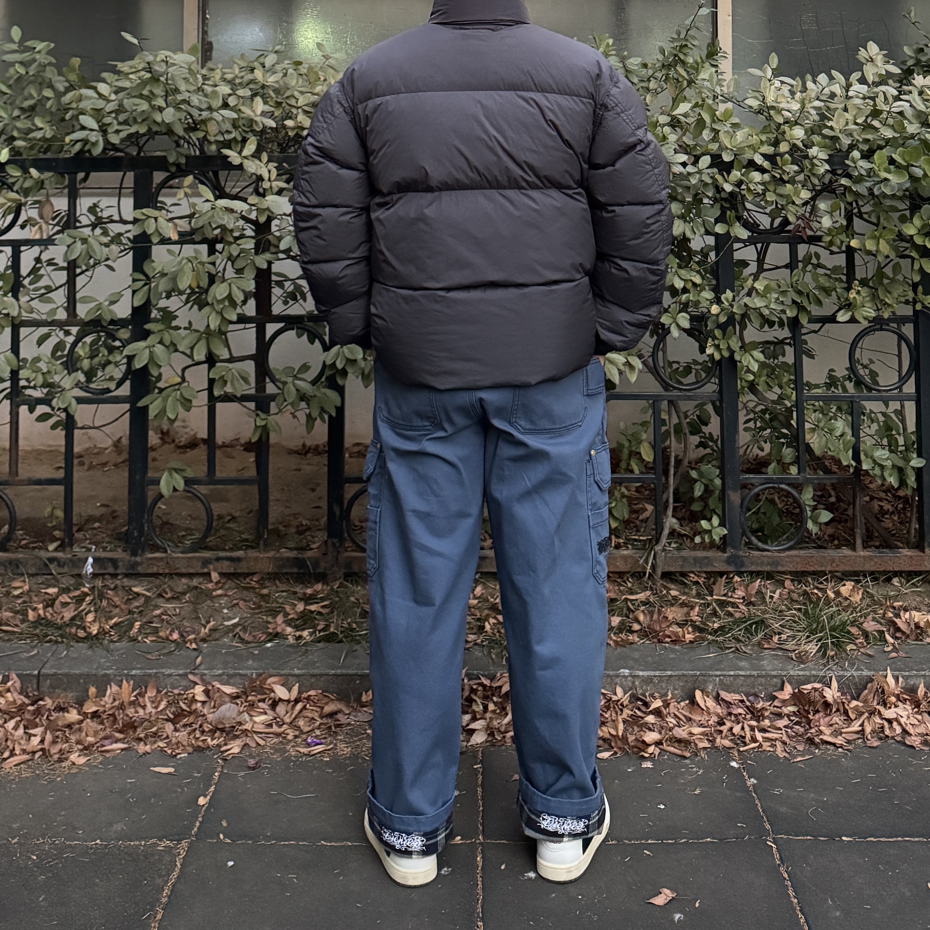 Supreme x Dickies Flannel Lined Cargo Pant Light Blue - 24FW, Jordan 1 x Travis Scott Retro Low OG SP Reverse Olive 착용 스타일 - 3