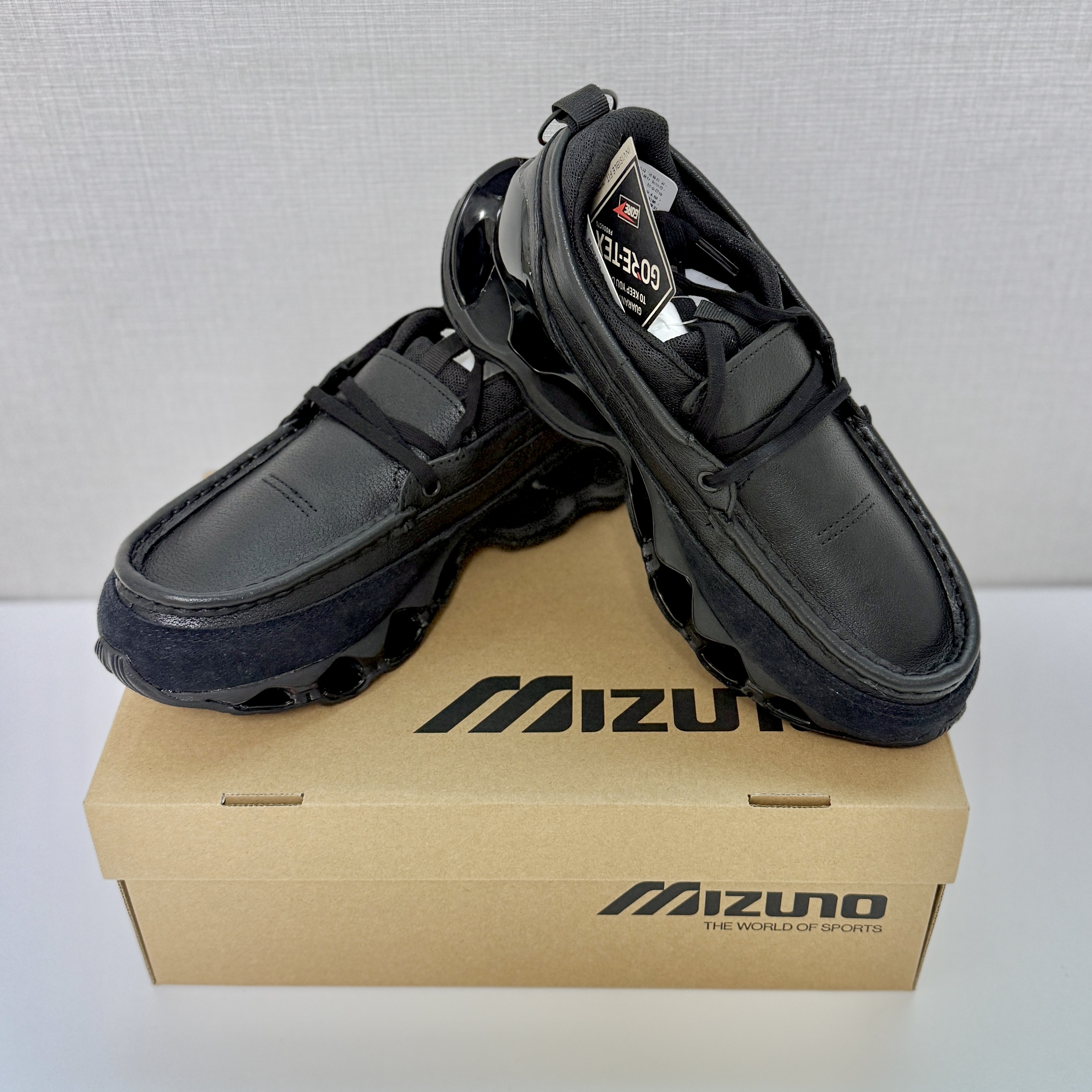 Mizuno Wave Prophecy MOC GTX Black 착용 스타일