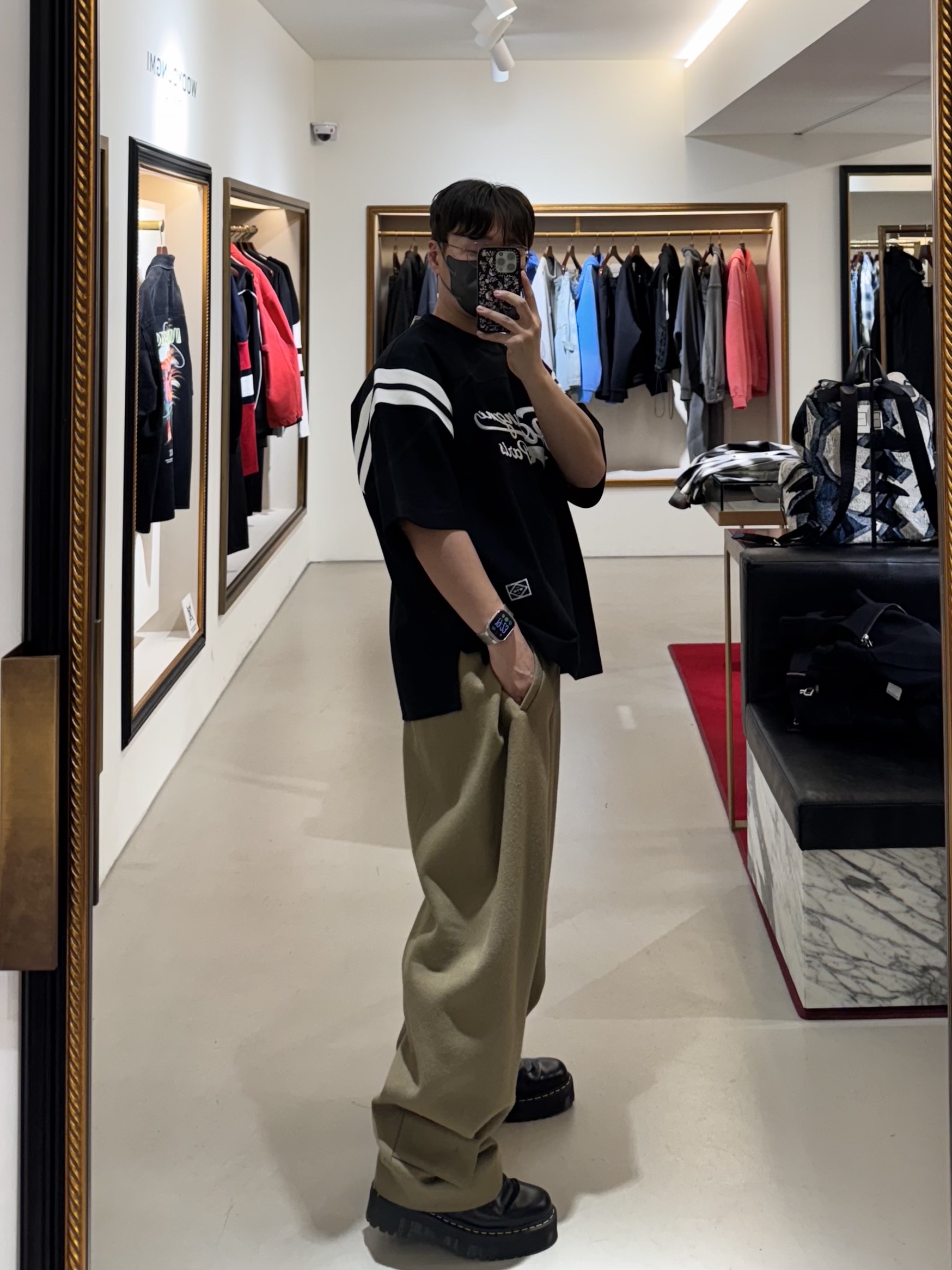 Wooyoungmi Flower Dyeing Hooded Black - 25SS, Wooyoungmi Tweed Blouson Jumper Navy - 23SS 착용 스타일 - 6