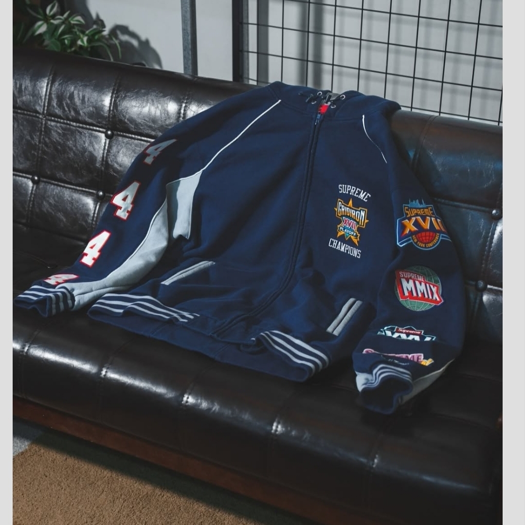 Supreme Playoffs Zip Up Hooded Sweatshirt Navy - 25SS 착용 스타일 - 6