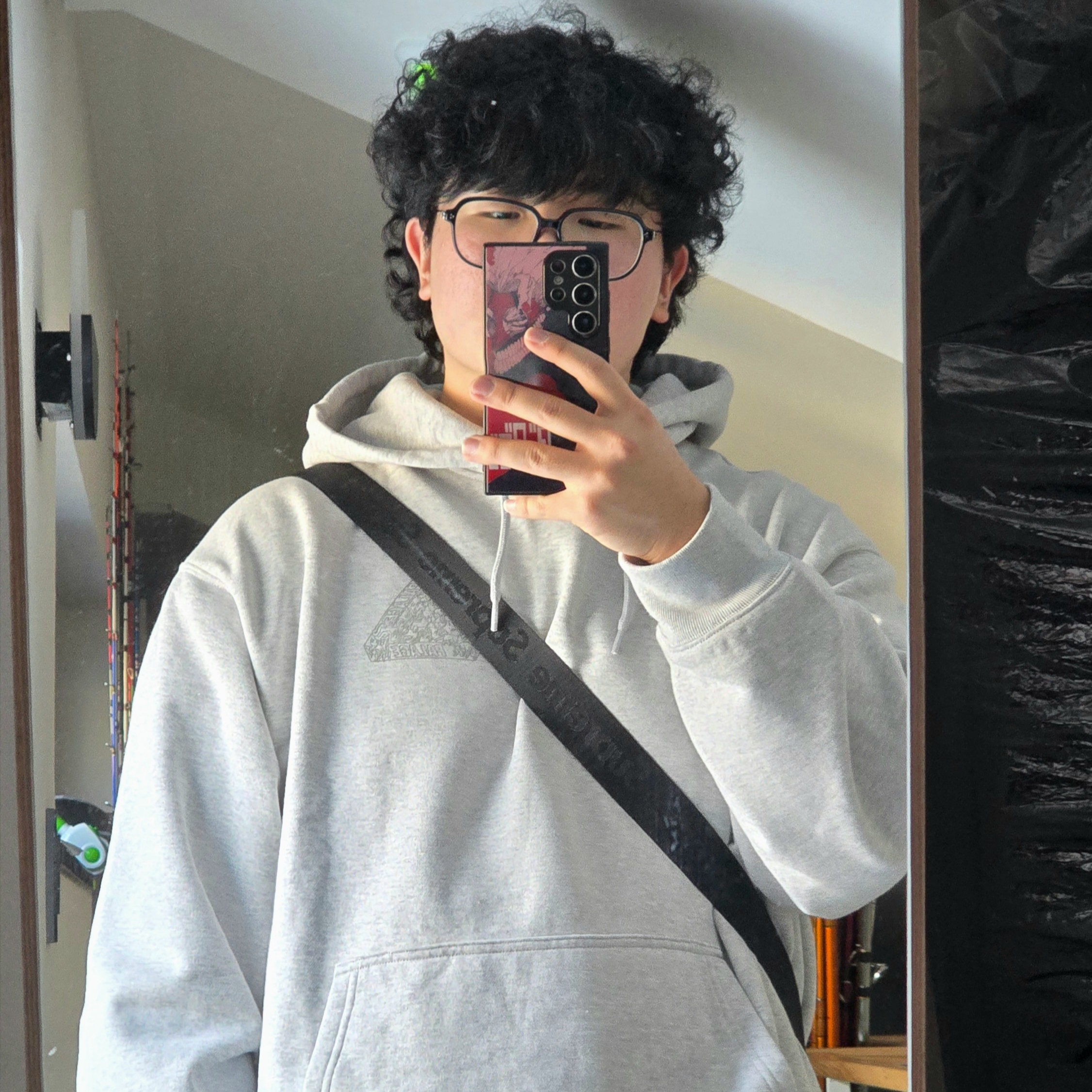 Palace Zodiac Tri-Ferg Hood Grey Marl - 25SS, Supreme Utility Bag Black - 25SS 착용 스타일 - 1