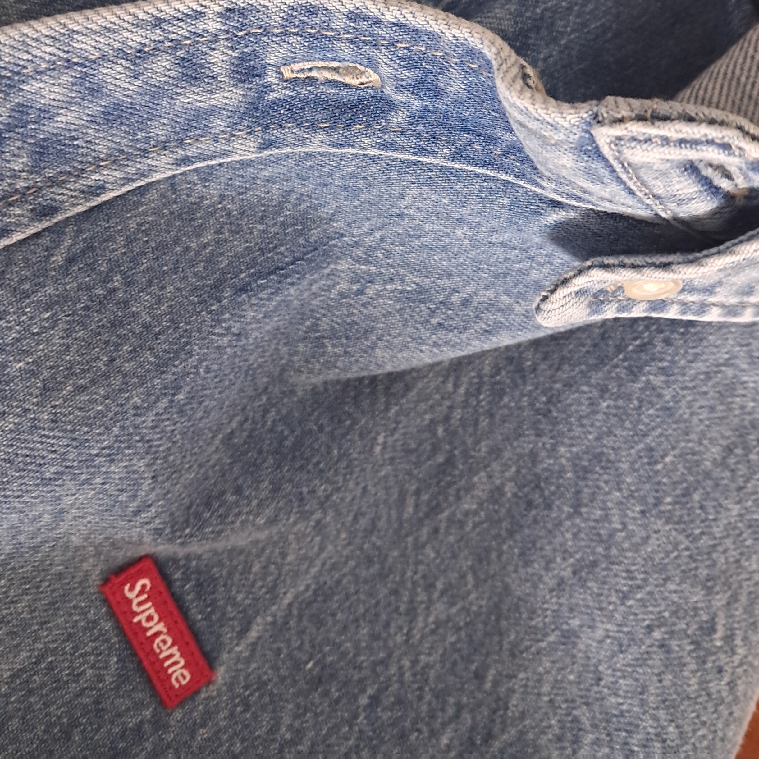 Supreme Small Box Denim Shirt Washed Indigo - 25SS 착용 스타일 - 1