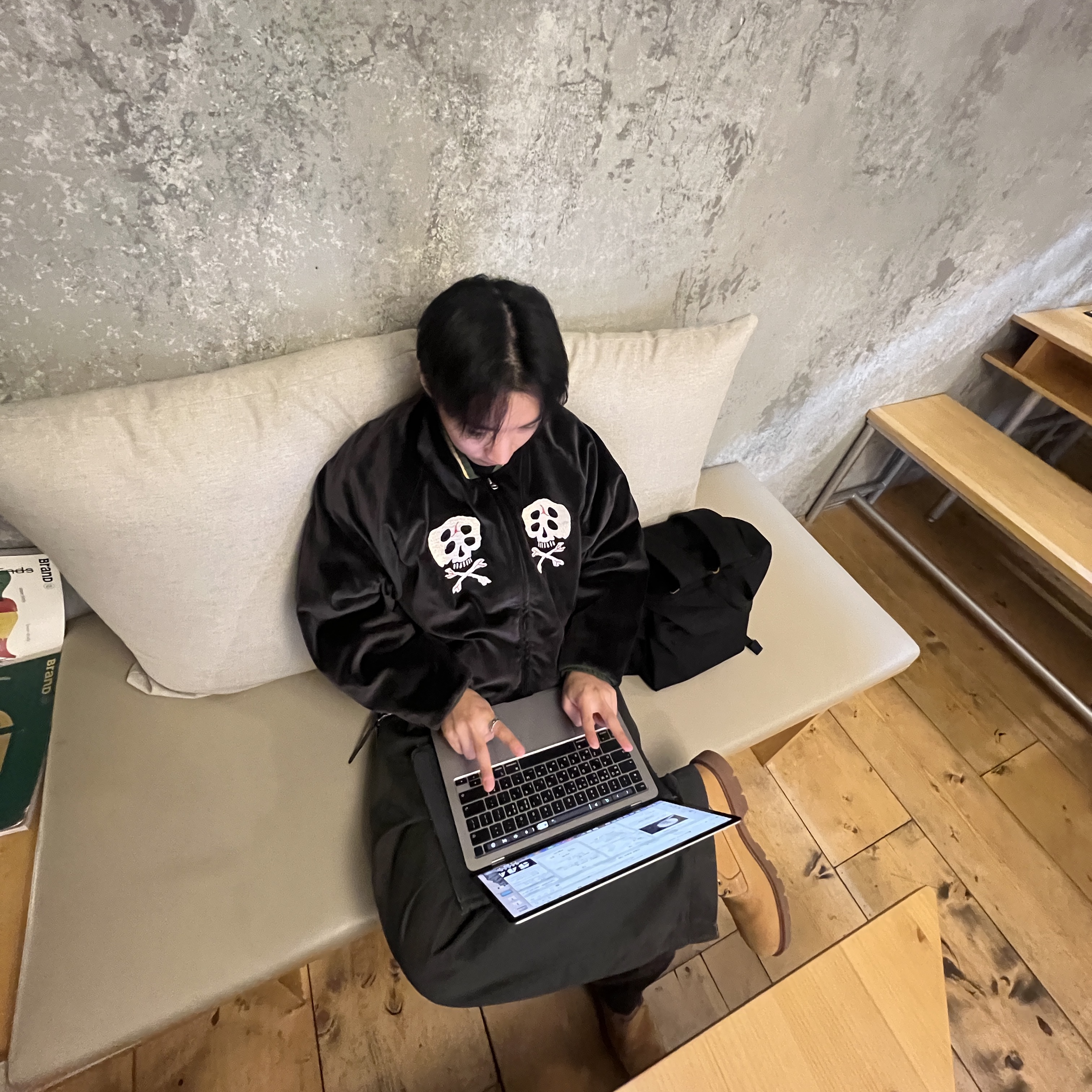 Kapital Velveteen Sulfide Souvenir Rain Skull Jacket Black 착용 스타일 - 3