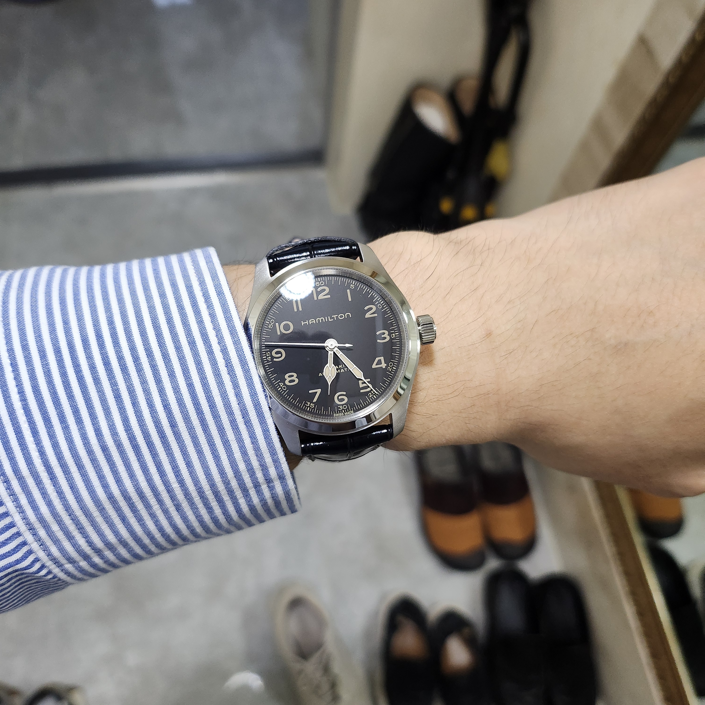 Hamilton Khaki Field Murph 38mm Automatic Stainless Steel Leather Black 착용 스타일