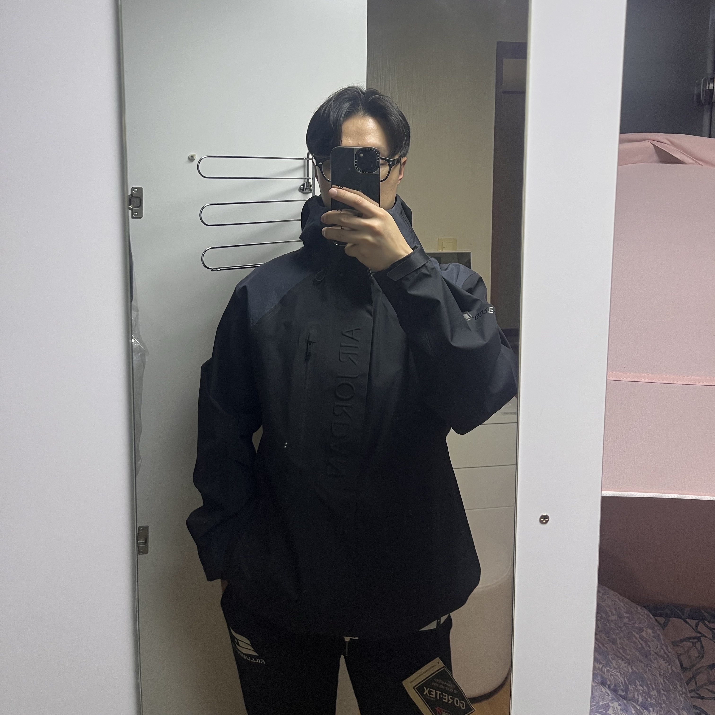 Jordan Gore-Tex Jacket Off Noir - Asia 착용 스타일