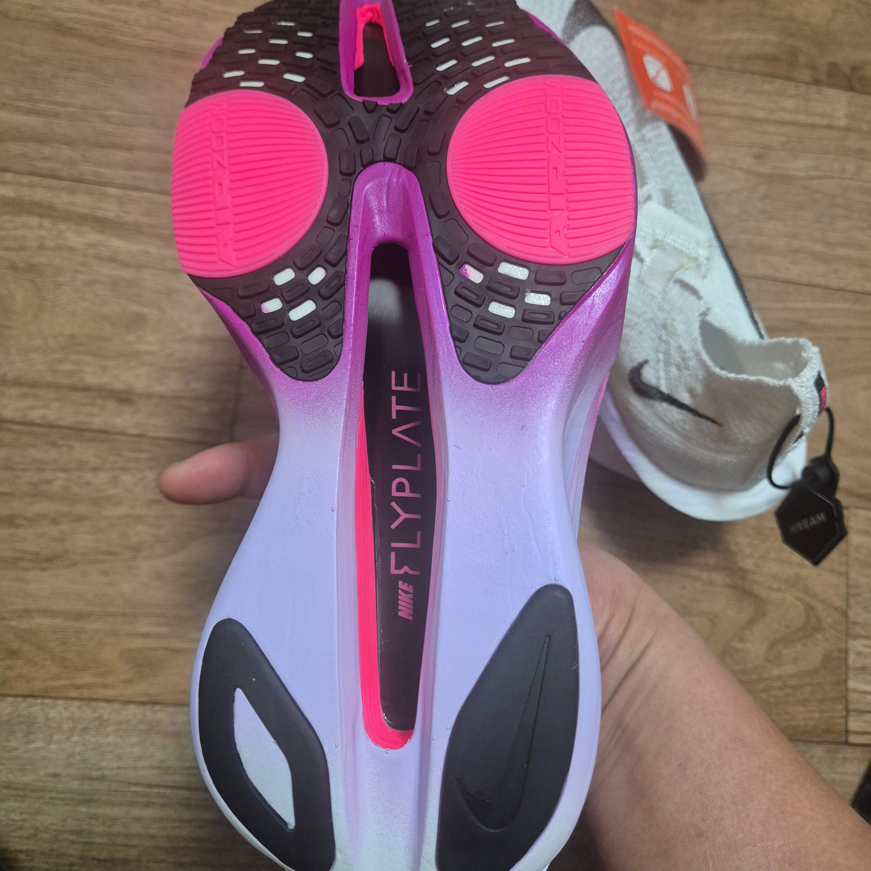 Nike Air Zoom Alphafly Next% 3 Hyper Pink 착용 스타일 - 1