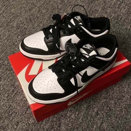 Nike Dunk Low Retro Black 착용 스타일