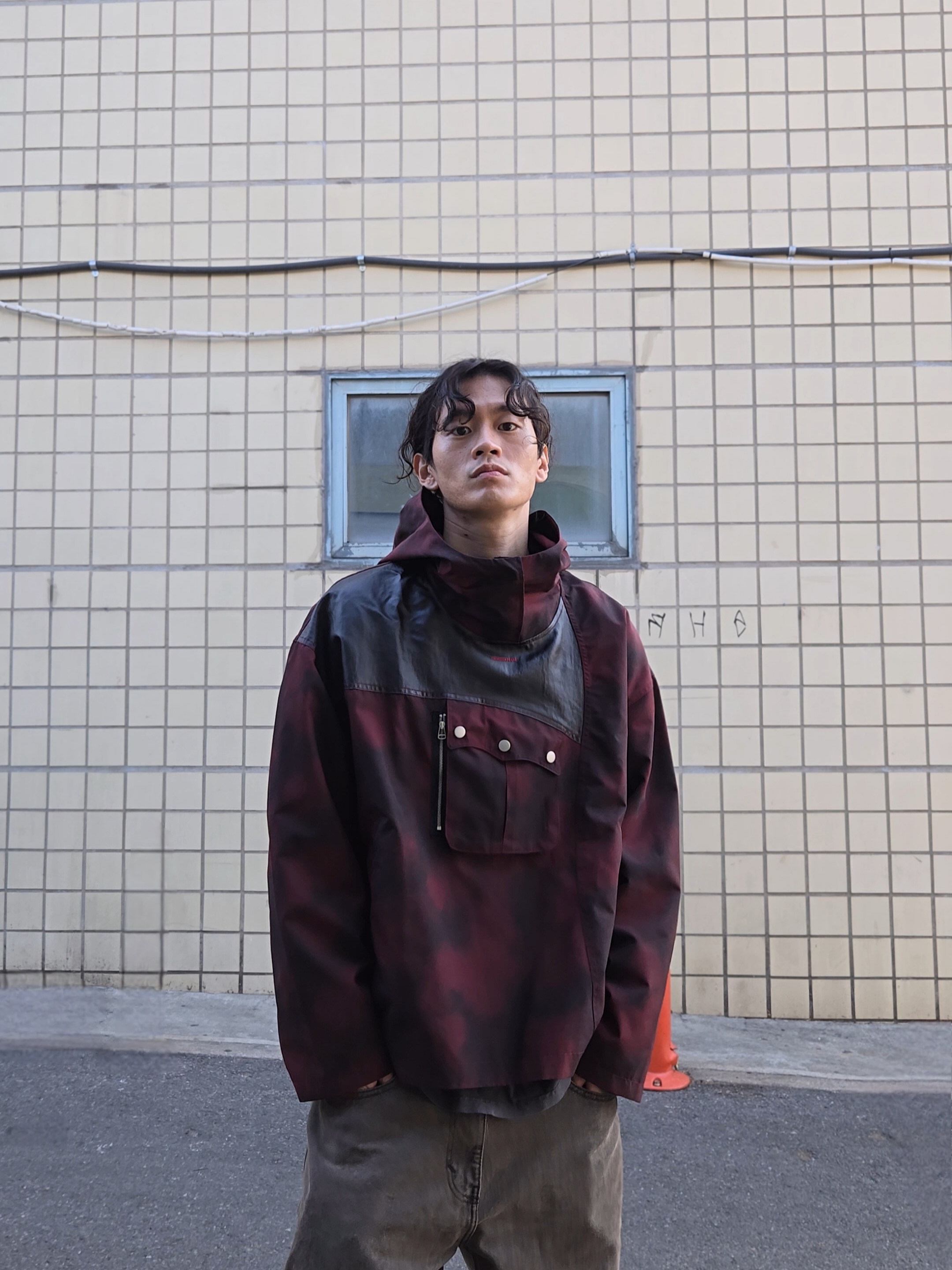 [KREAM 단독] PHOS333 Chasing Nova Anorak Burgundy 착용 스타일