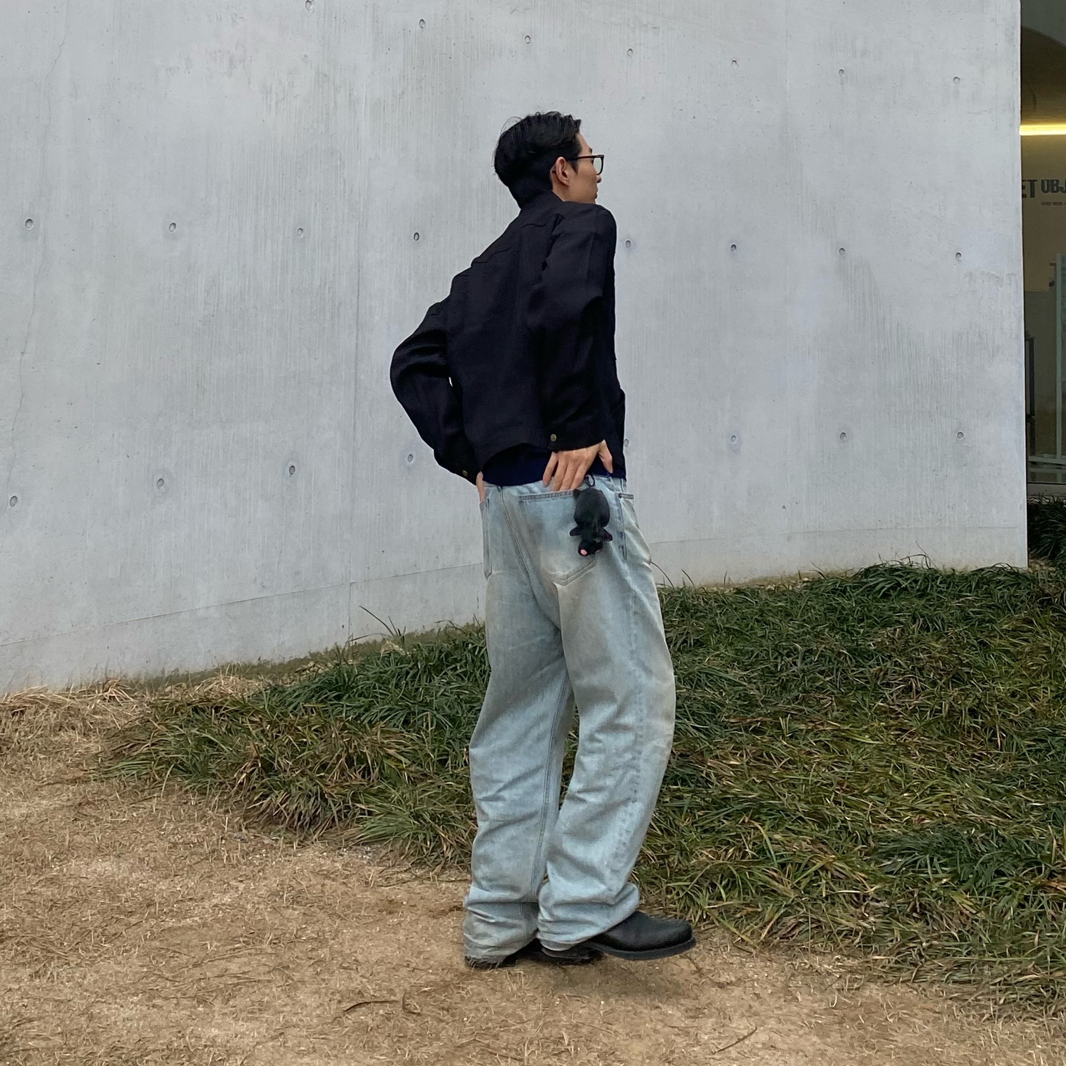 Our Legacy Camion Boot Black, Needles Penny Jean Jacket Black 착용 스타일