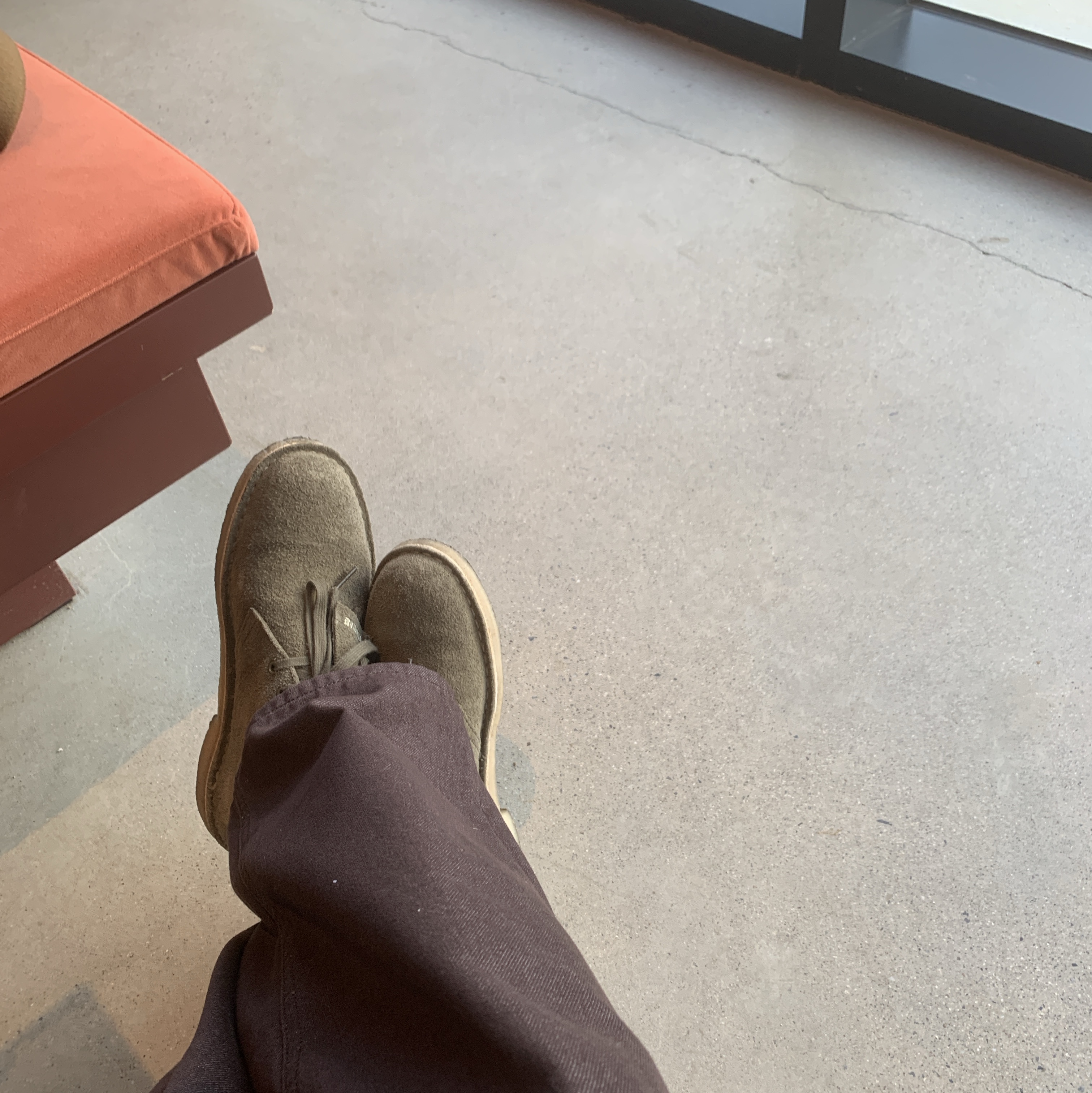 Clarks Desert Boot Pale Kahki Suede 착용 스타일