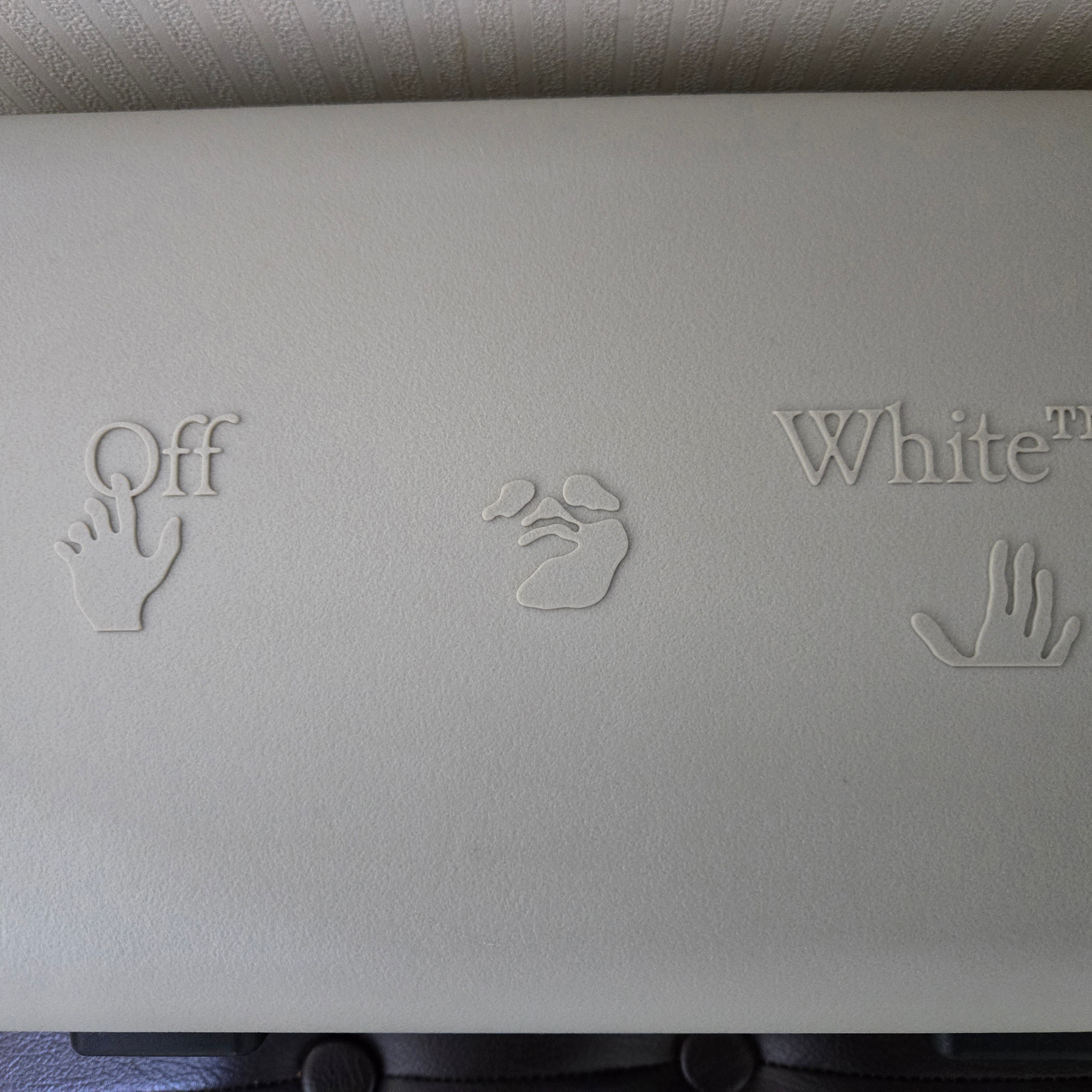 Off-White x Amore Pacific Protection Box (Without Cosmetics) 착용 스타일