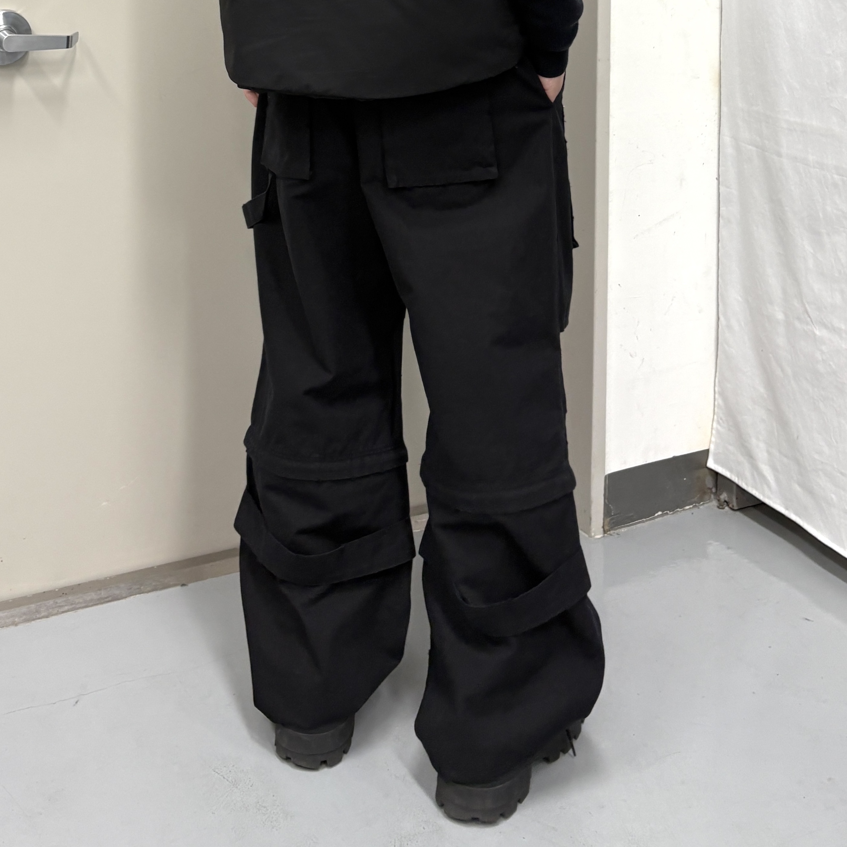 Flavorism VTG Detachable Ripstop Cargo pants Washed Black 착용 스타일 - 2