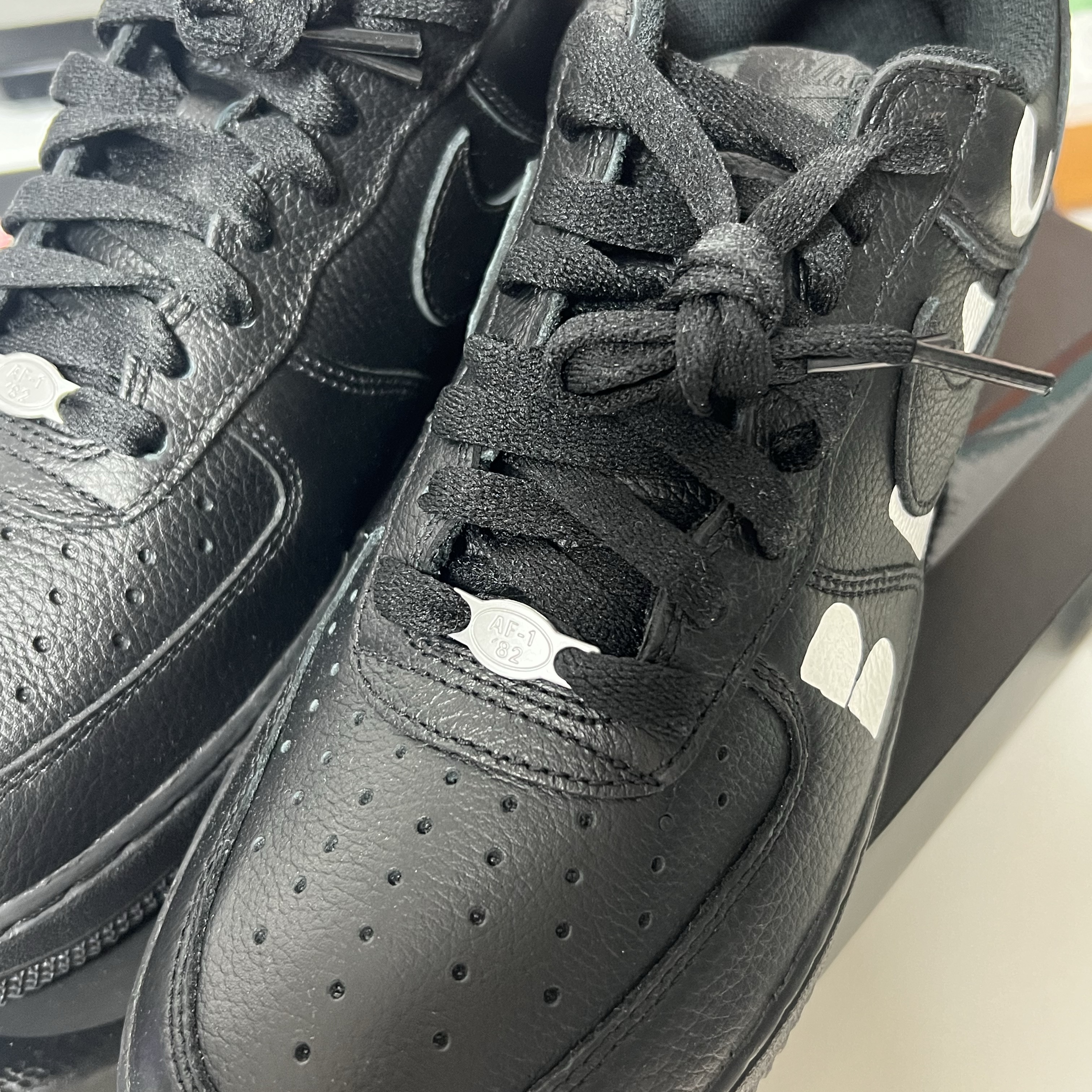 Nike x Comme des Garcons Black Air Force 1 Low Retro SP Black 착용 스타일 - 1