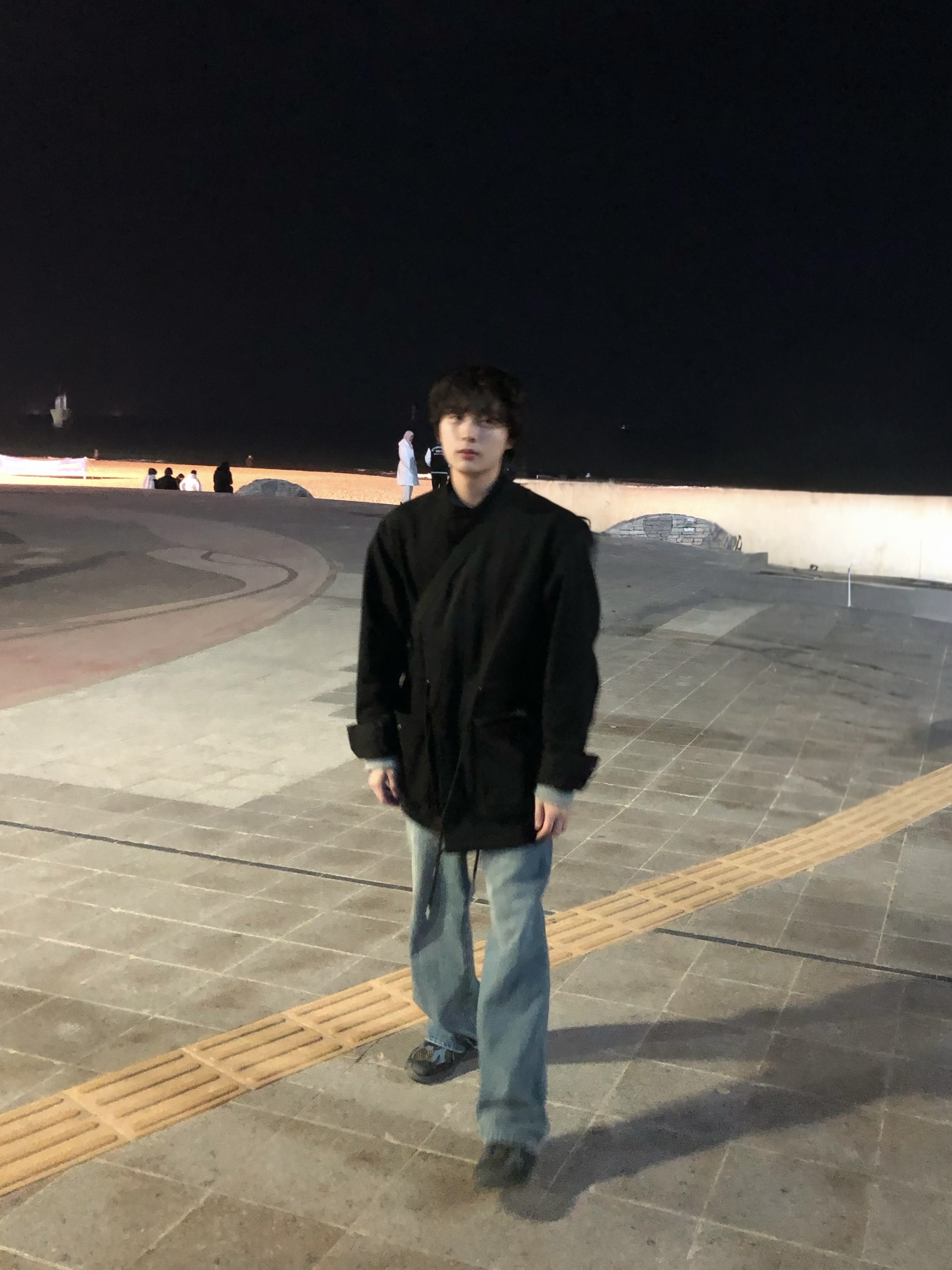뉴발란스 x 스톤 아일랜드 991v2 메이드 인 UK 블랙 올리브 나이트 착용 스타일 - 2