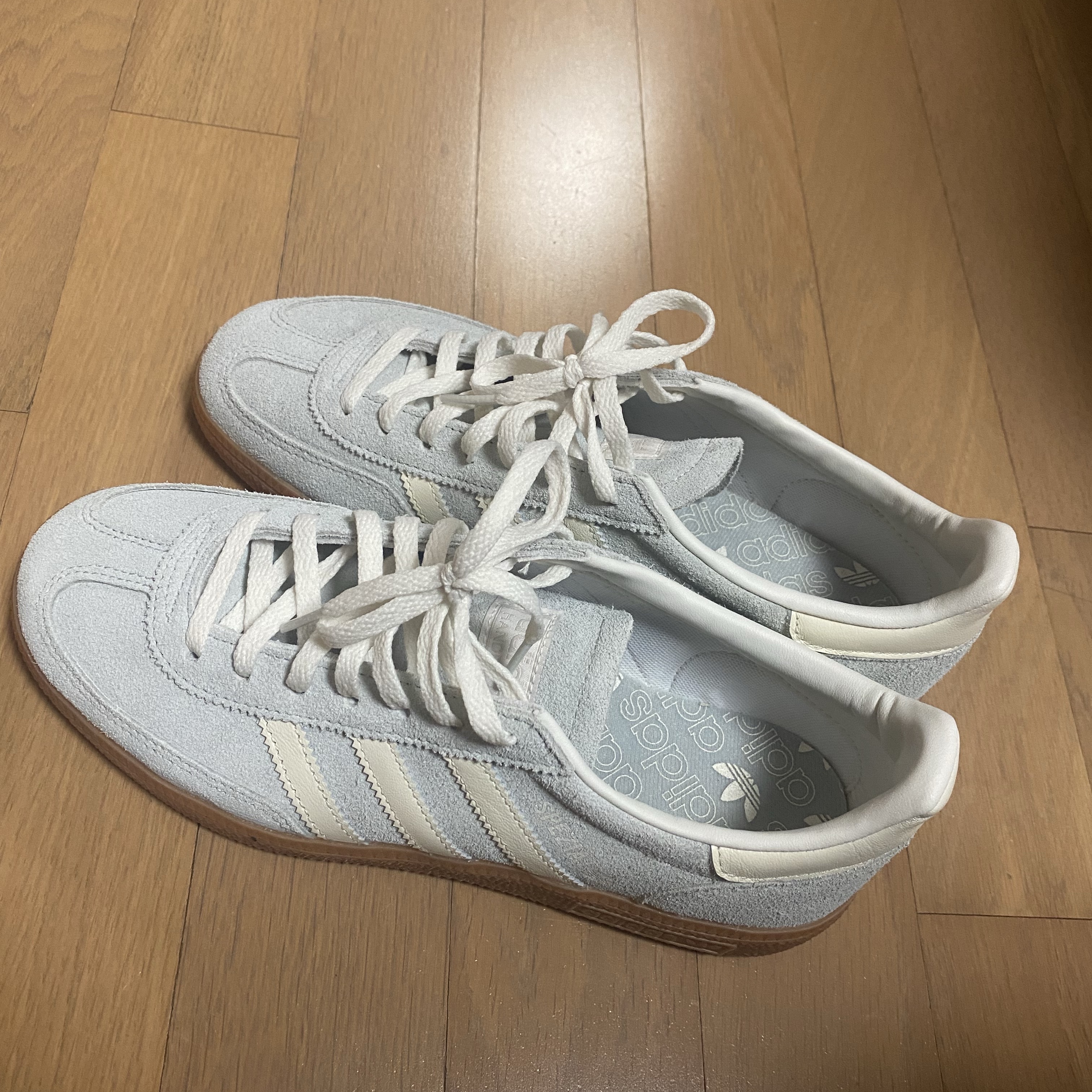 (W) Adidas Spezial Handball Wonder Silver Off White 착용 스타일 - 2