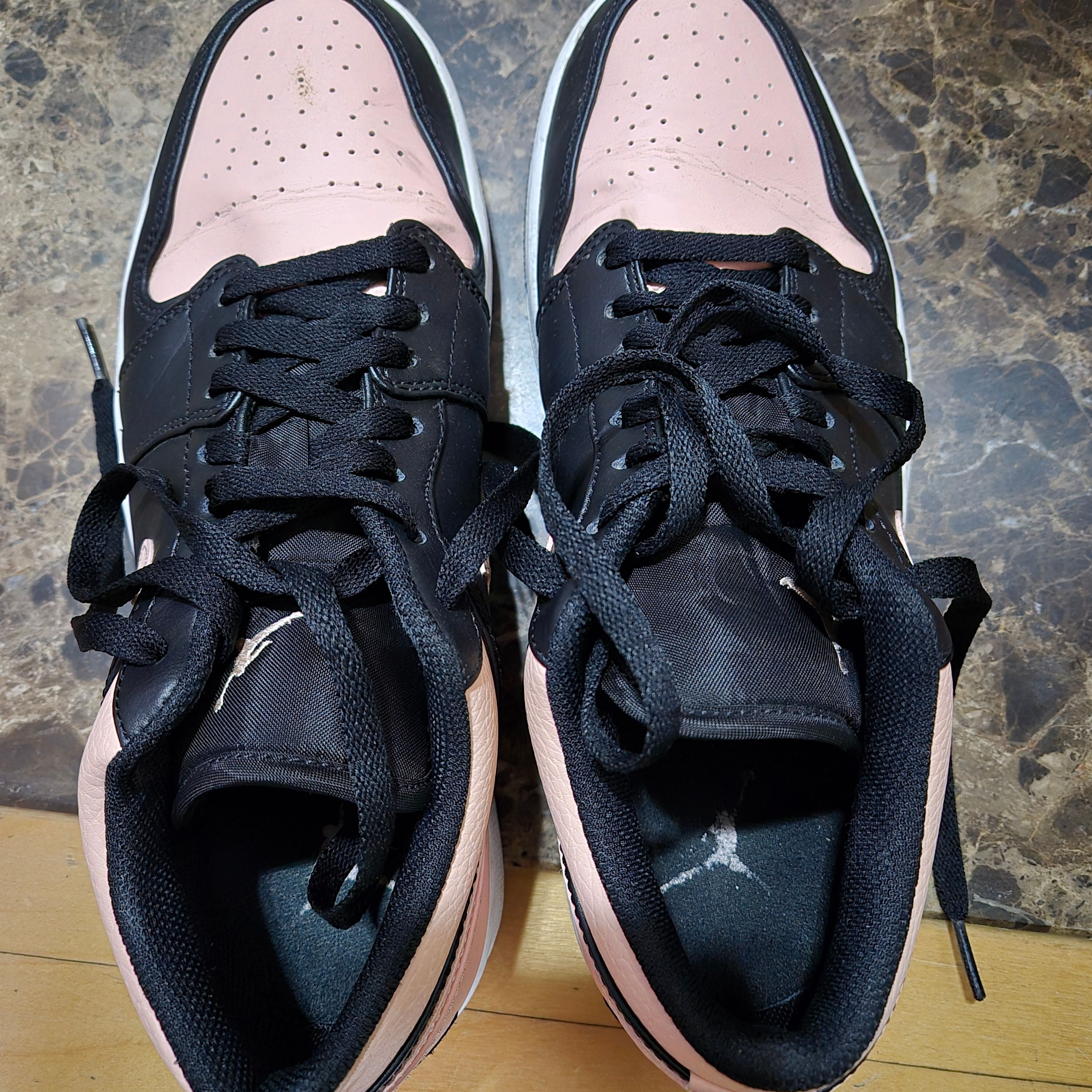 Jordan 1 Low Crimson Tint 착용 스타일
