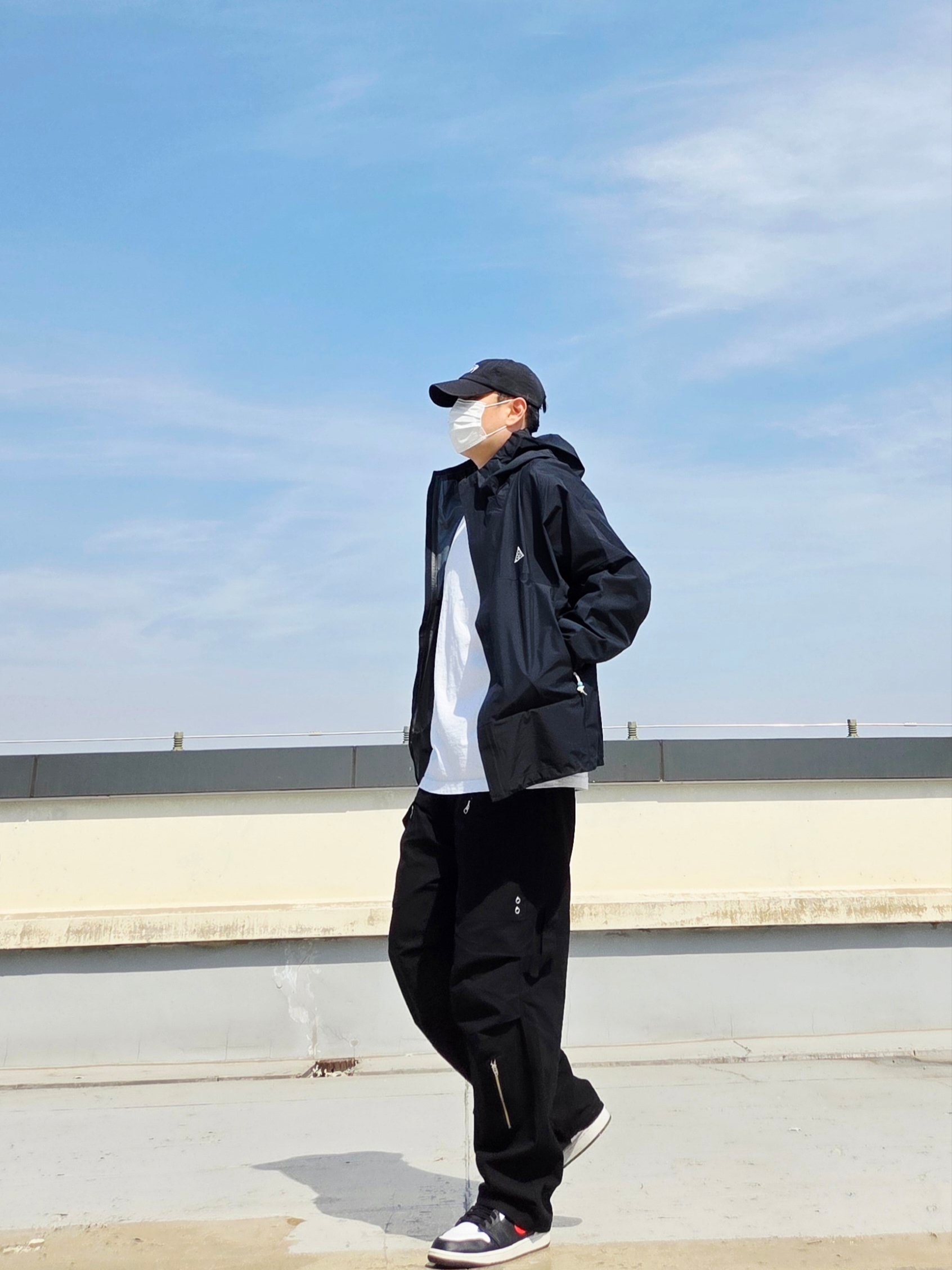 Nike ACG Storm-Fit ADV Cascade Rains Full Zip Jacket Black - Asia, Flavorism Ripstop Parachute Cargo Pants Black 착용 스타일 - 2