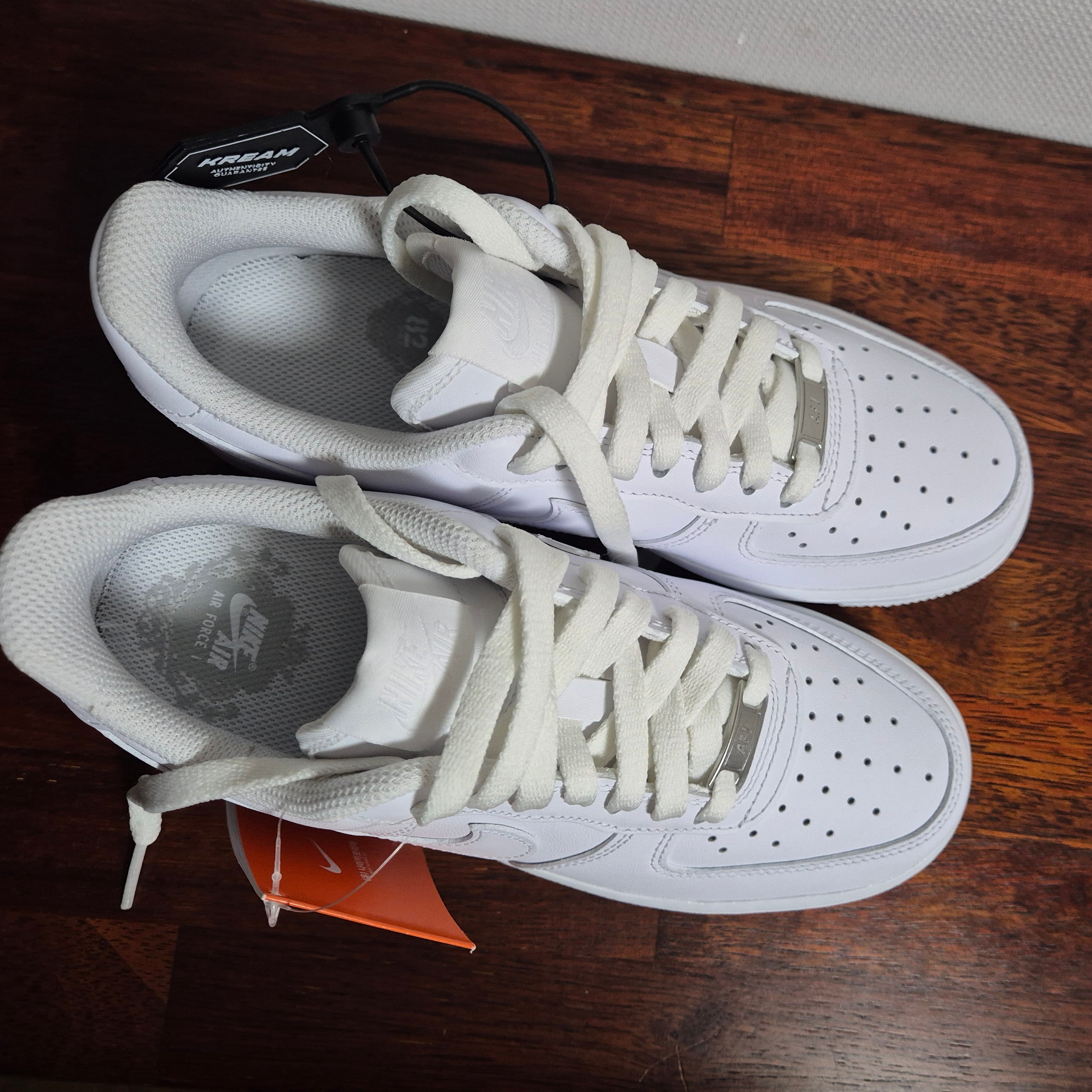 (W) Nike Air Force 1 '07 Low White 착용 스타일 - 1