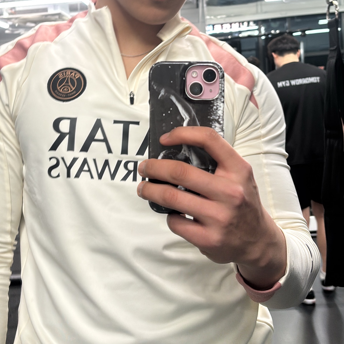 Jordan x Paris Saint-Germain Dri-Fit Strike Third Soccer Drill Top Pale Ivory Rust Pink (Non Marking Ver.) 착용 스타일