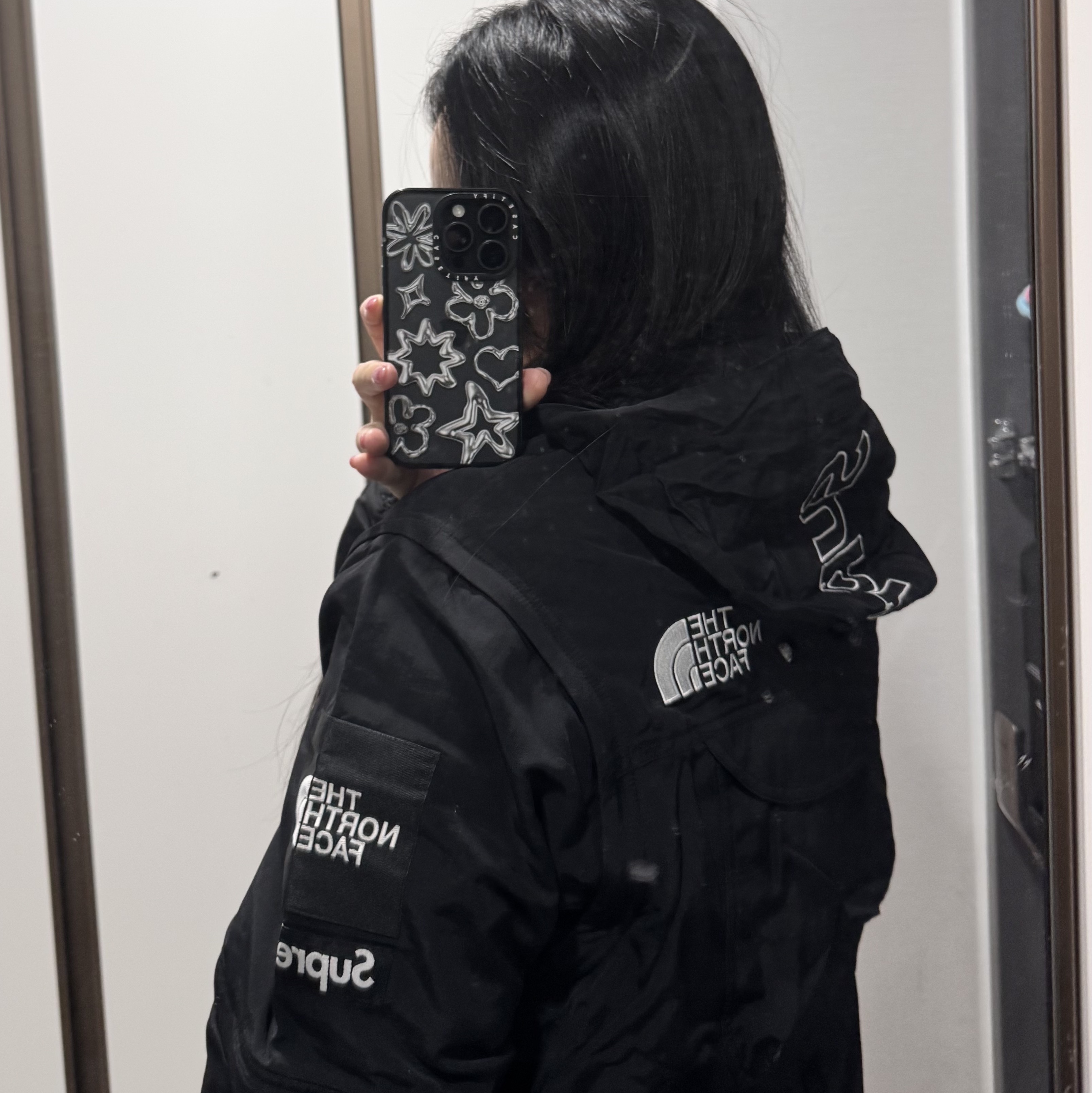 Supreme x The North Face Trekking Convertible Jacket Black - 22SS 착용 스타일