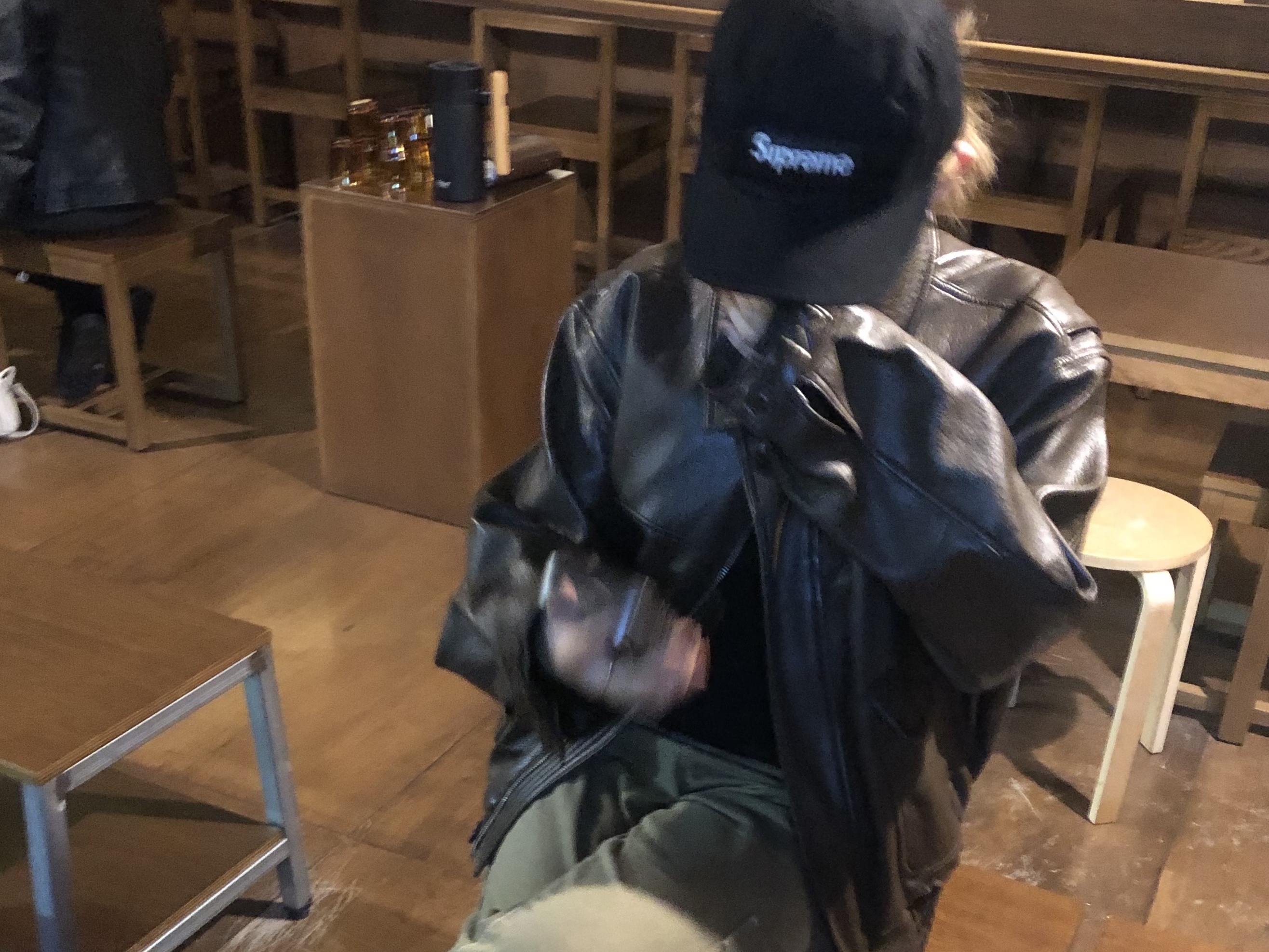 Supreme Washed Chino Twill Camp Cap Black 착용 스타일