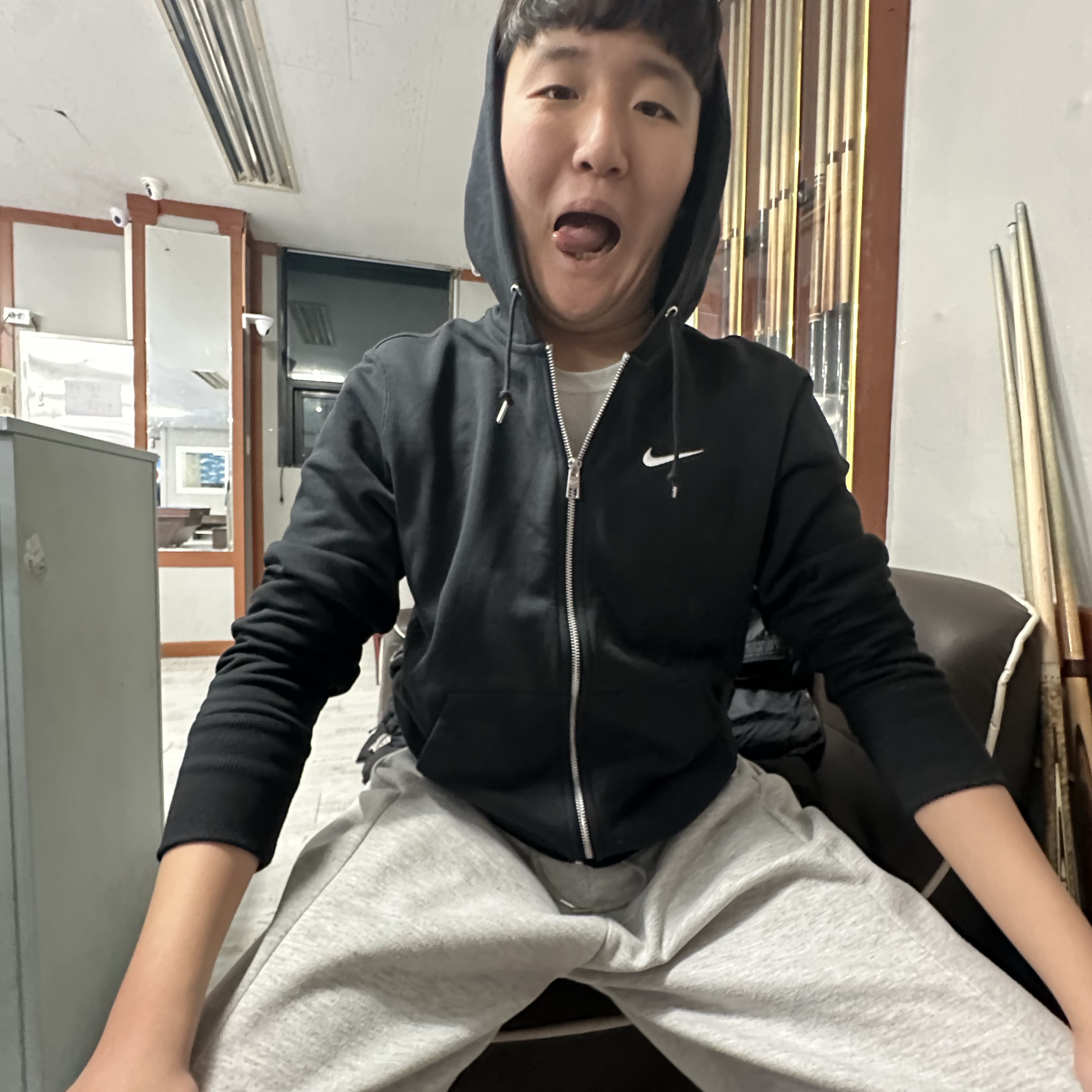 Nike NSW Classic Full Zip Hoodie Black - Asia, Nike Air Force 1 '07 Low White 착용 스타일 - 2