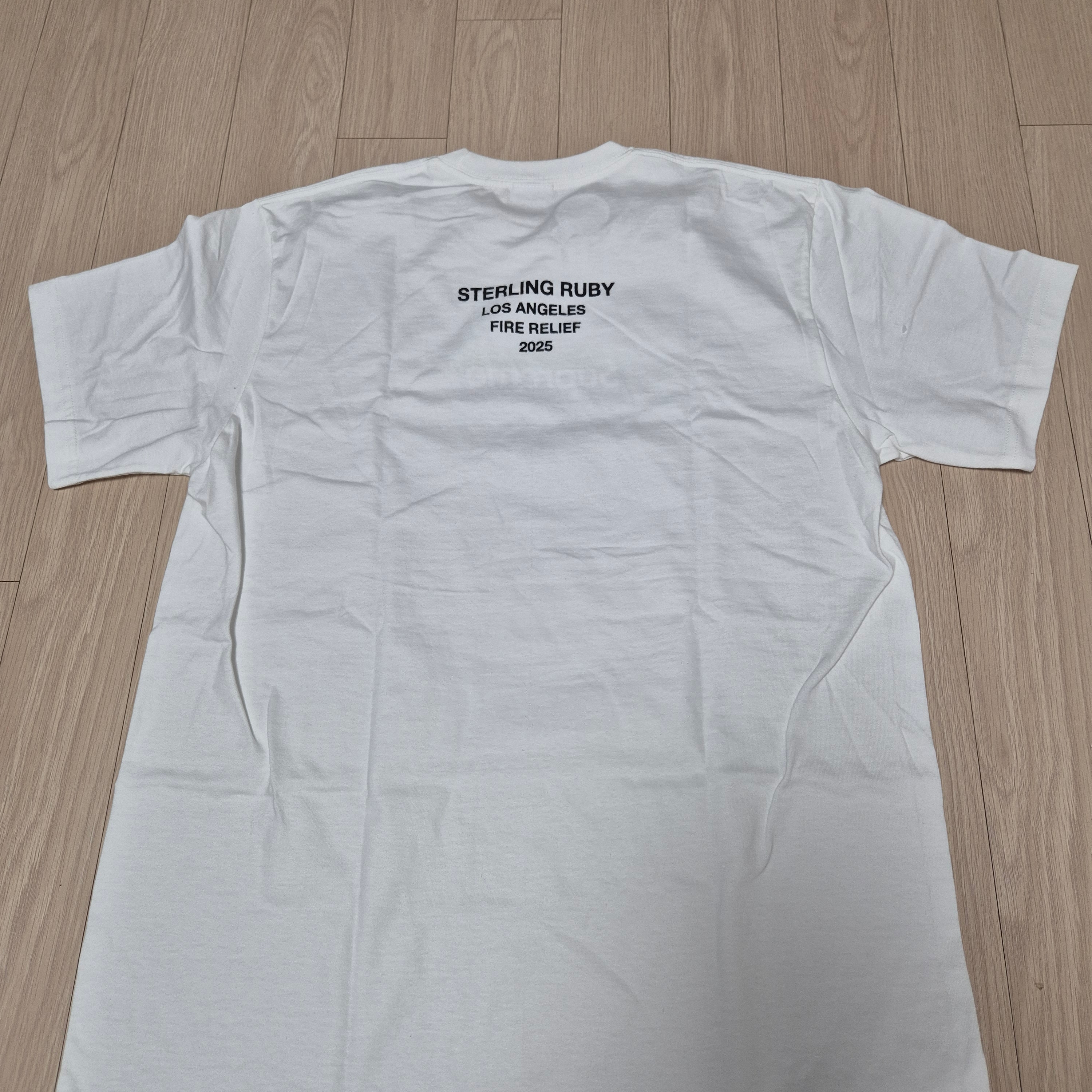 Supreme Los Angeles Fire Relief Box Logo T-Shirt White - 25SS 착용 스타일 - 7