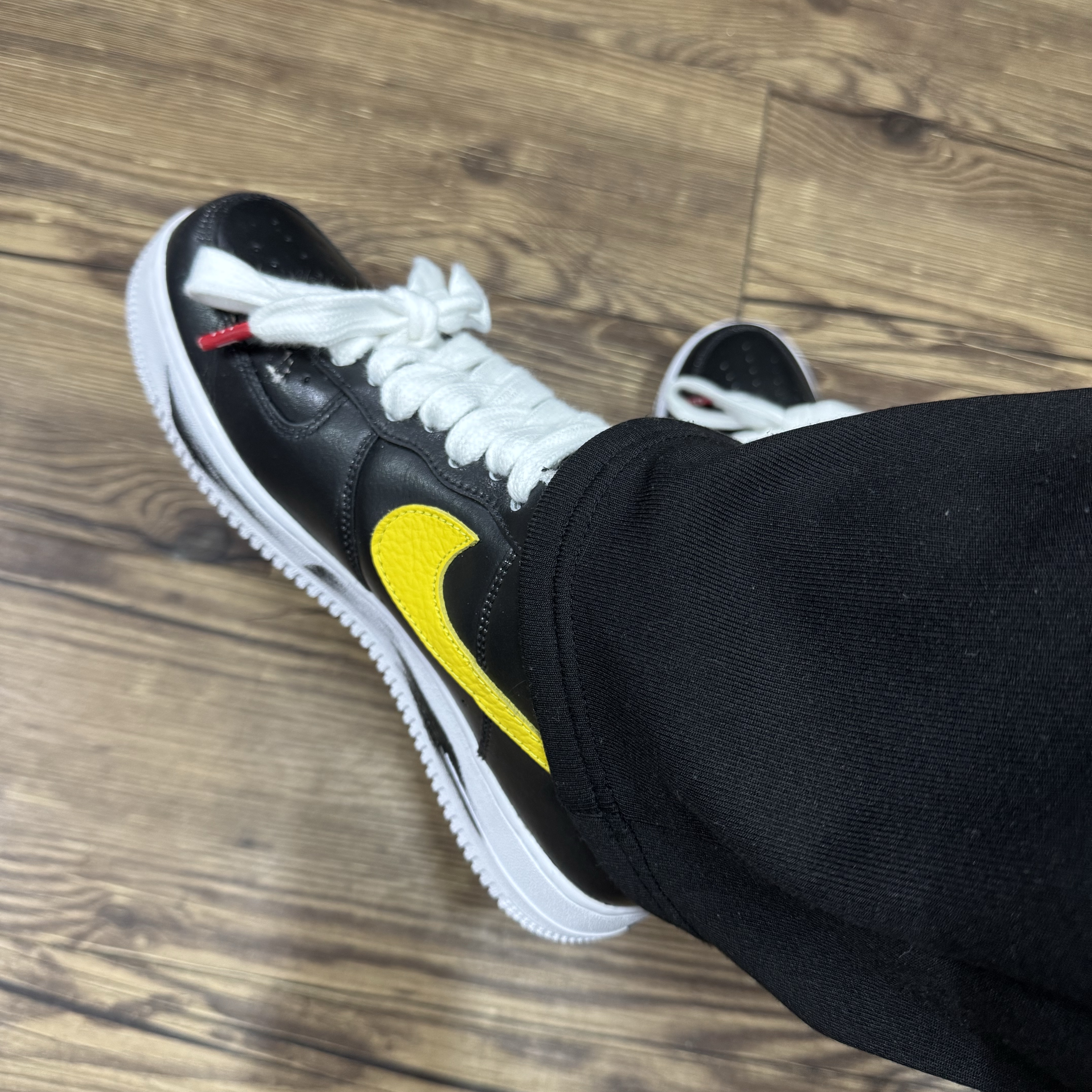 Nike x Peaceminusone Air Force 1 Low Para-Noise 3.0 Black and Multicolor 착용 스타일
