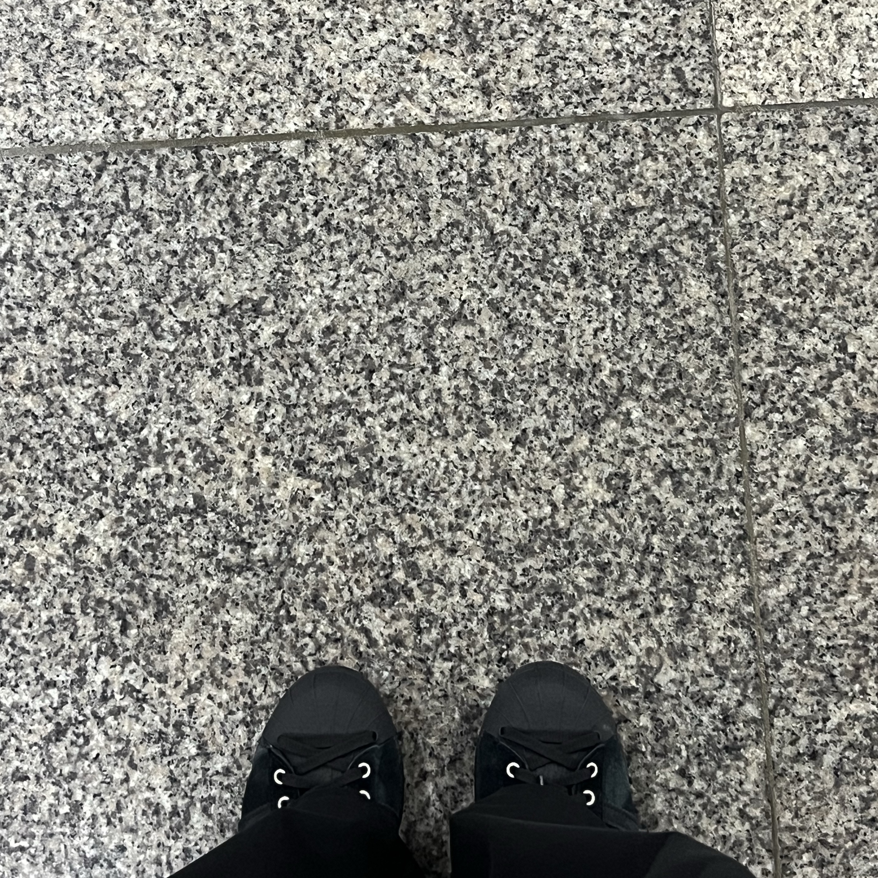 Adidas x Song for the Mute Superstar 82 Core Black 착용 스타일 - 2