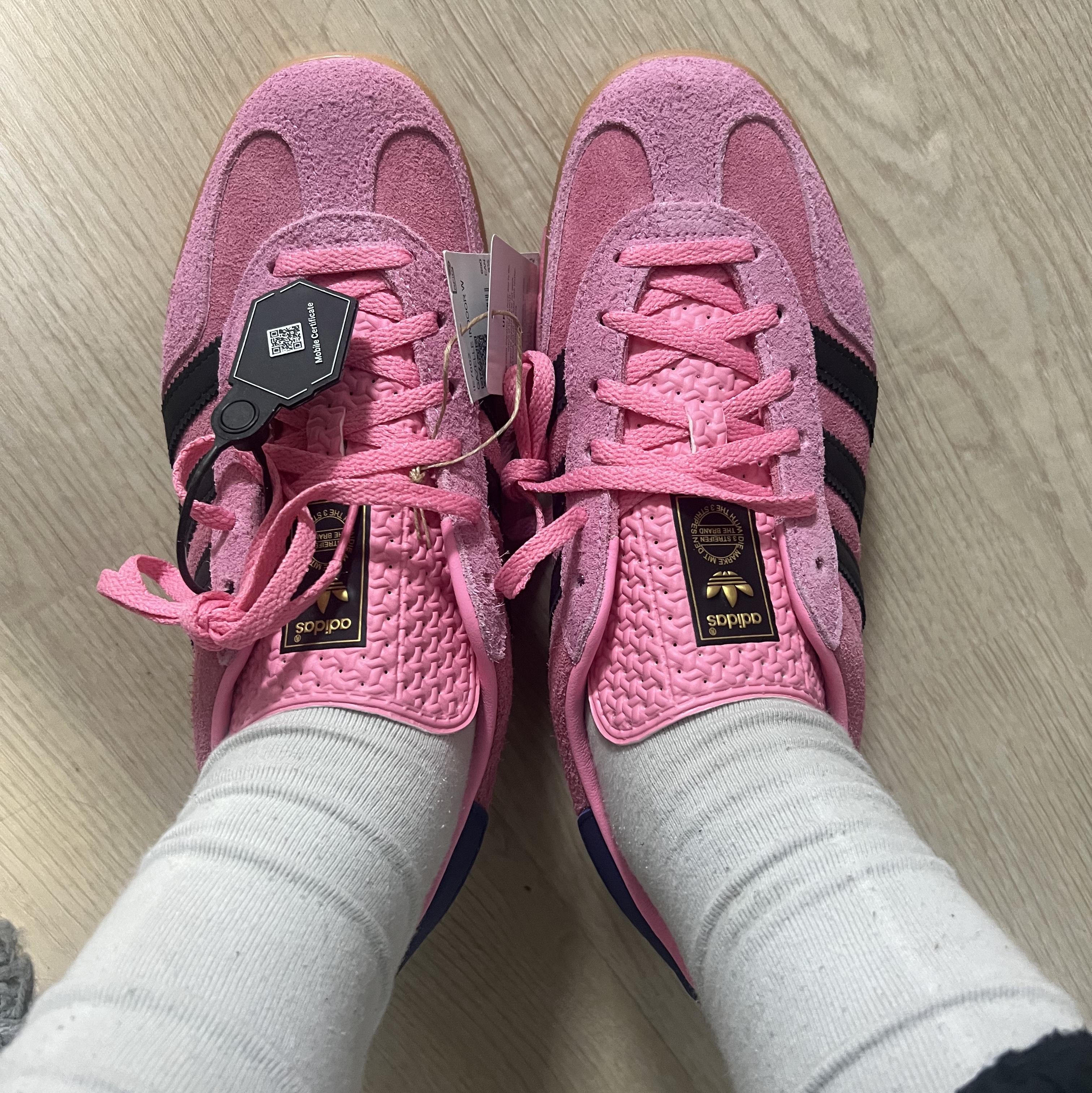 (W) Adidas Gazelle Indoor Bliss Pink 착용 스타일