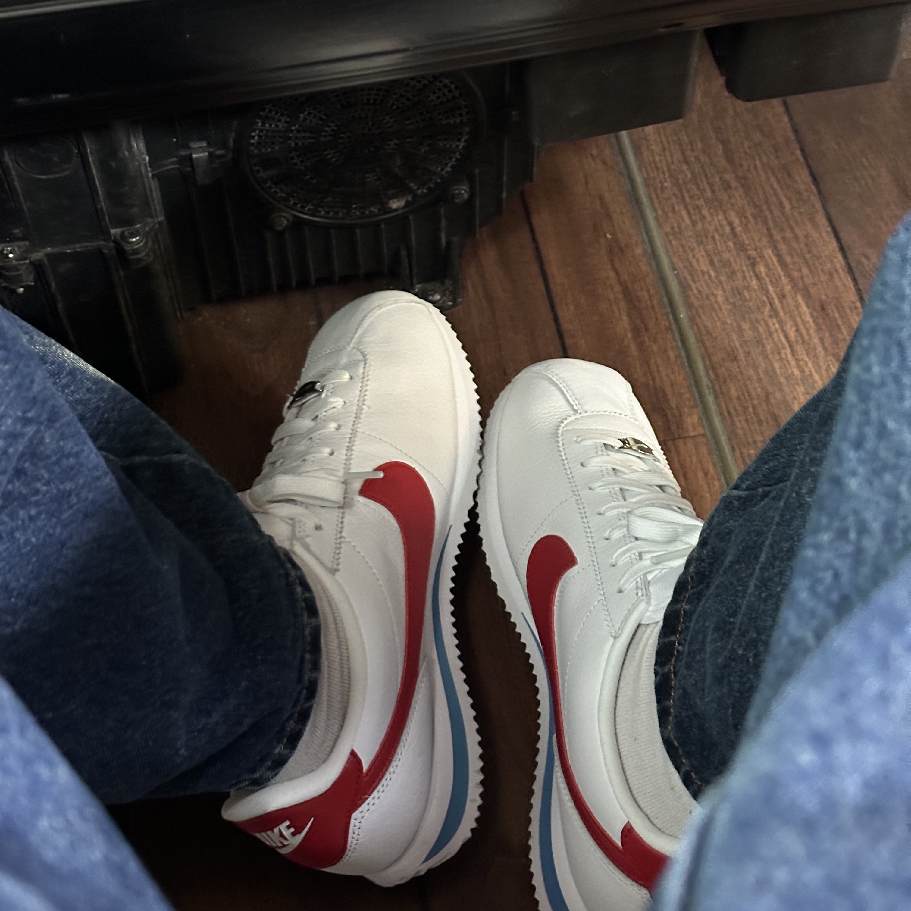 Nike Cortez Varsity Red White & Blue 착용 스타일