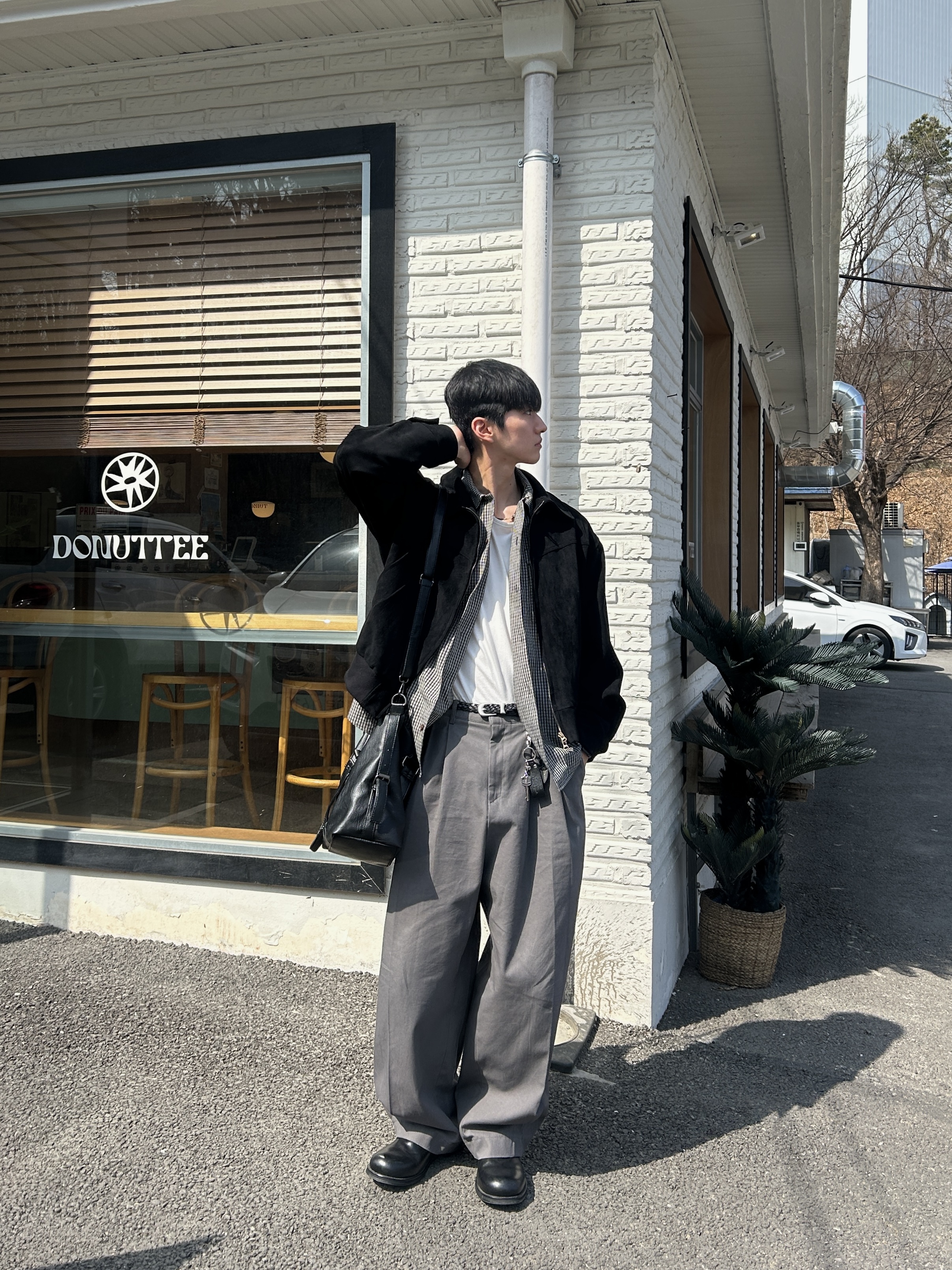 야세 머드 홀스하이드 더비 블랙 착용 스타일 - 2