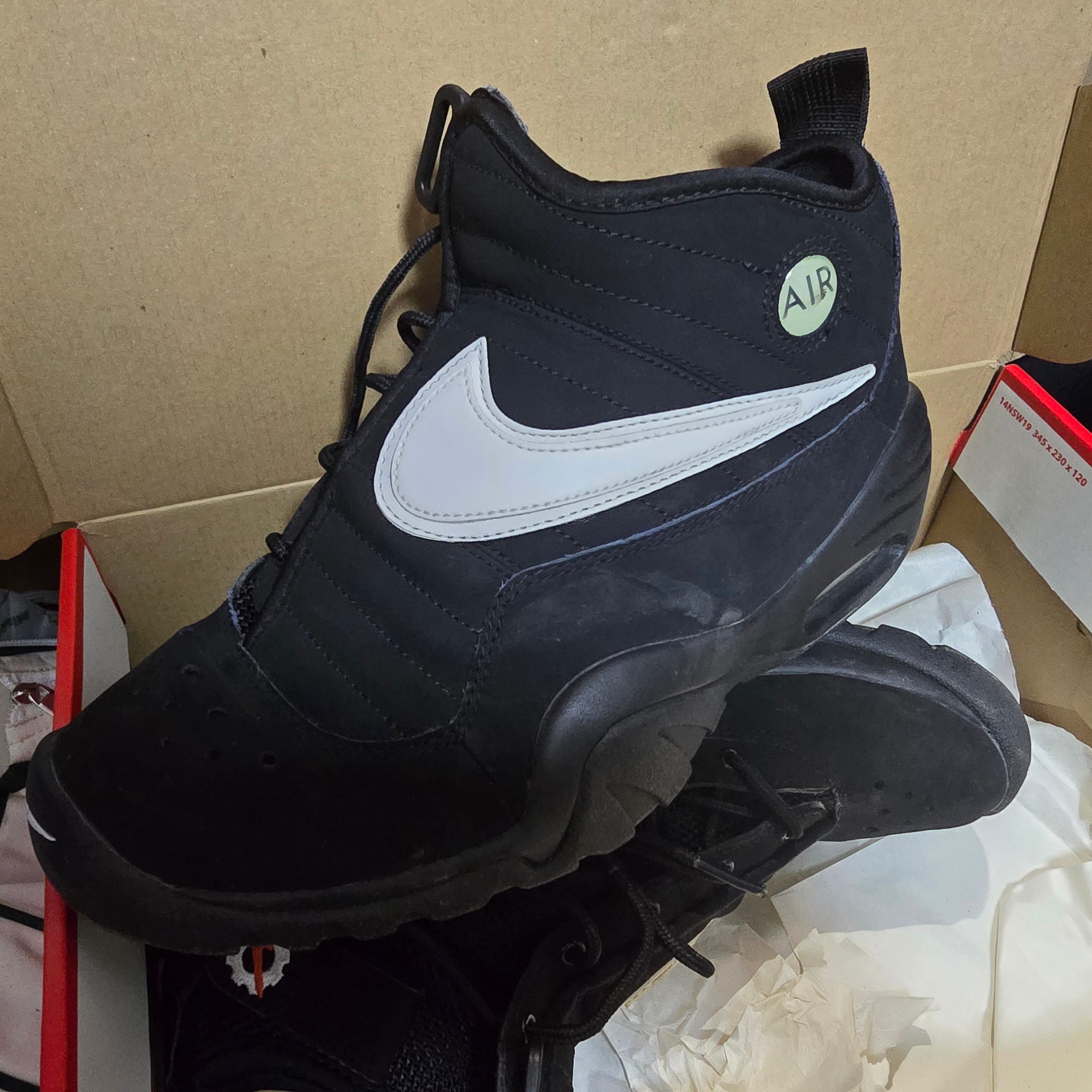 Nike Air Shake NDestrukt Black White 착용 스타일