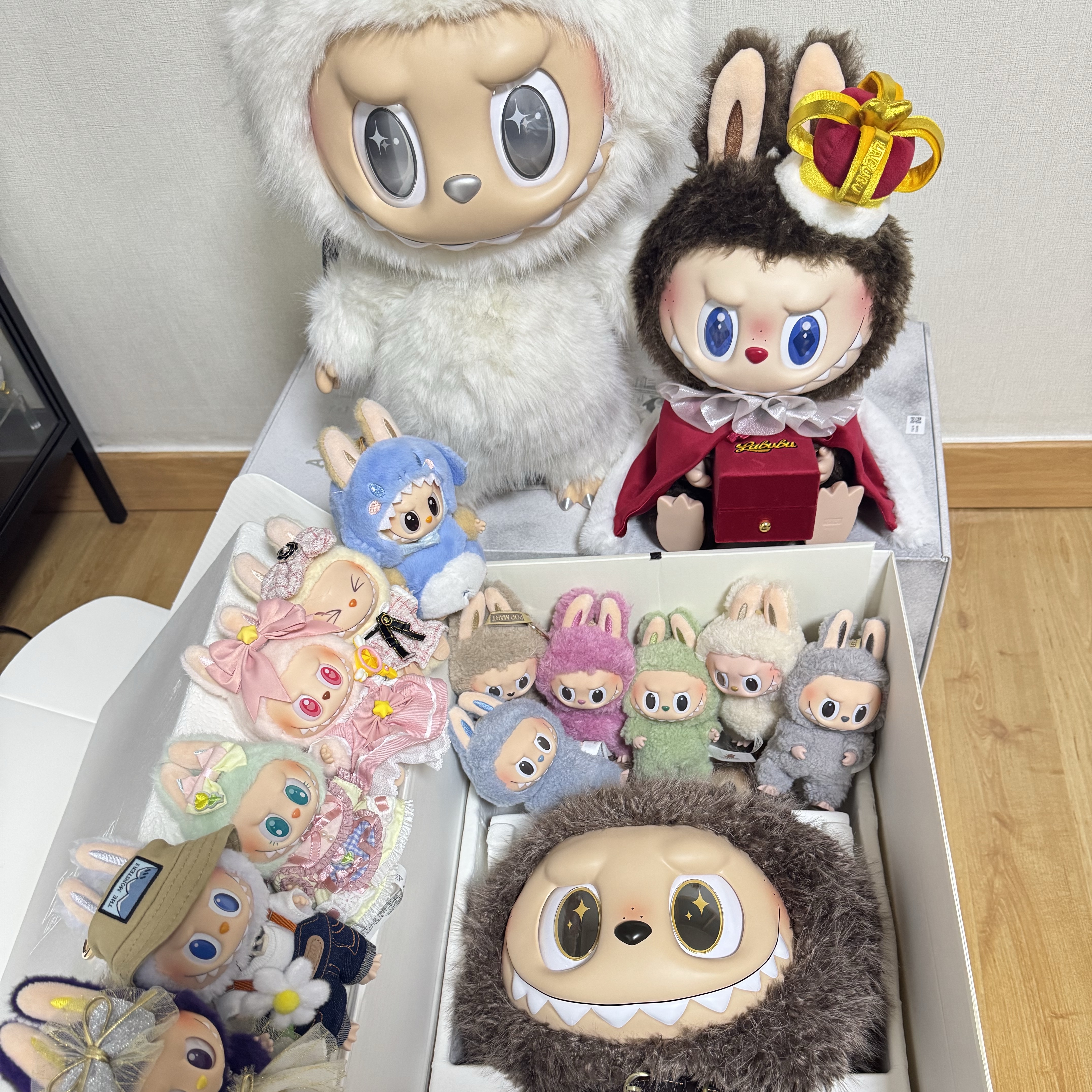Pop Mart The Monsters I Found You Vinyl Face Doll 착용 스타일