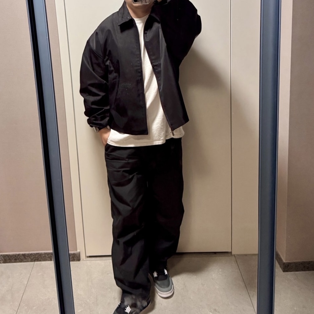 Essentials Textured Nylon Hooded Coaches Jacket Black - 24FW, Jordan 4 Retro Fear 2024 착용 스타일 - 2