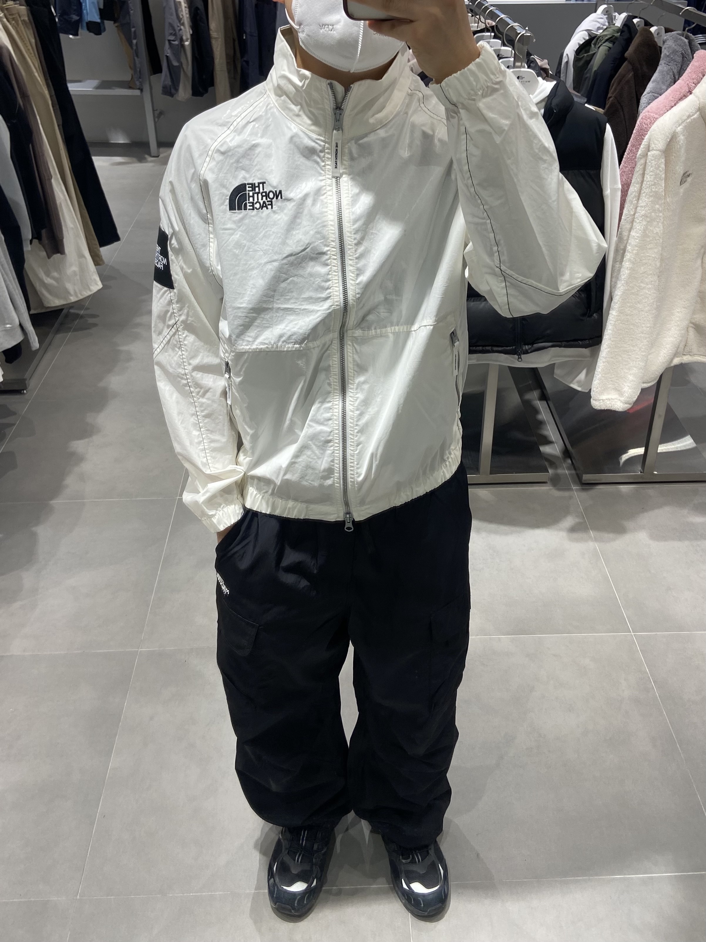 The North Face White Label Novelty Olema Jacket Black, (W) The North Face White Label Novelty Olema Jacket Black 착용 스타일 - 3