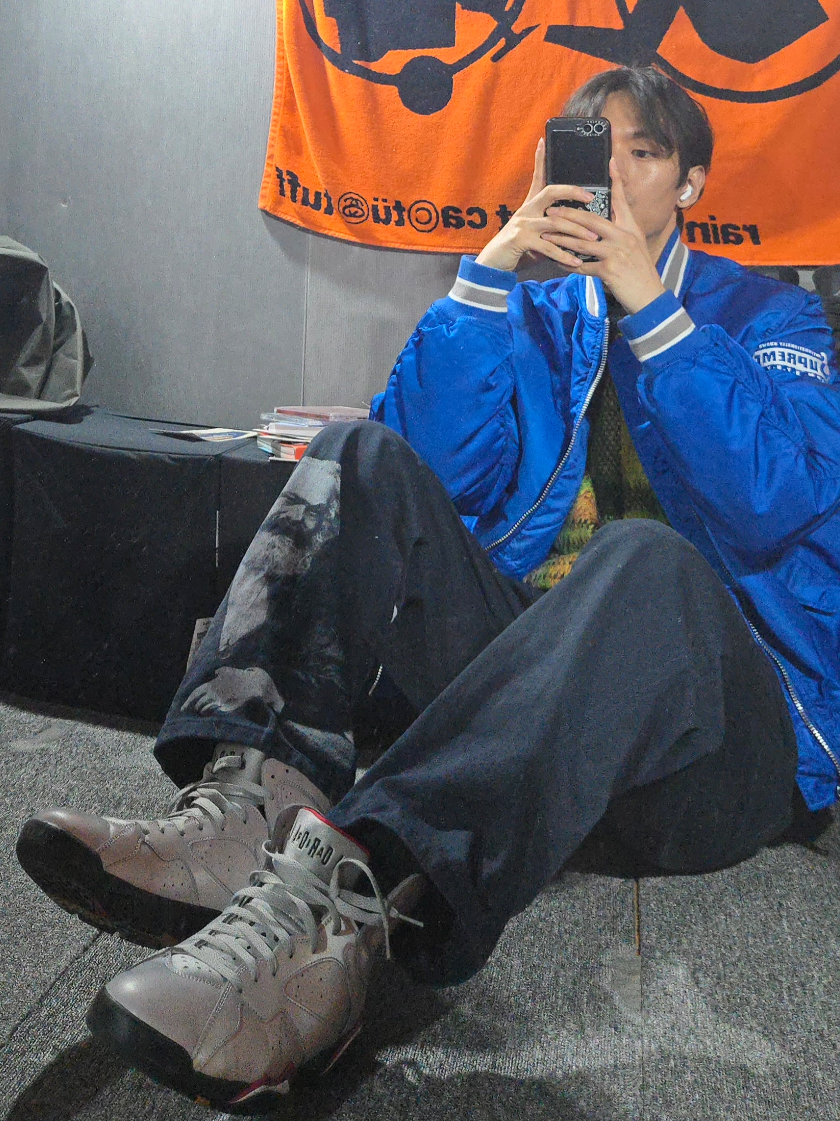 Supreme Second To None MA-1 Jacket Blue - 22SS, Traktat Left-side Graphic Pants Navy 착용 스타일