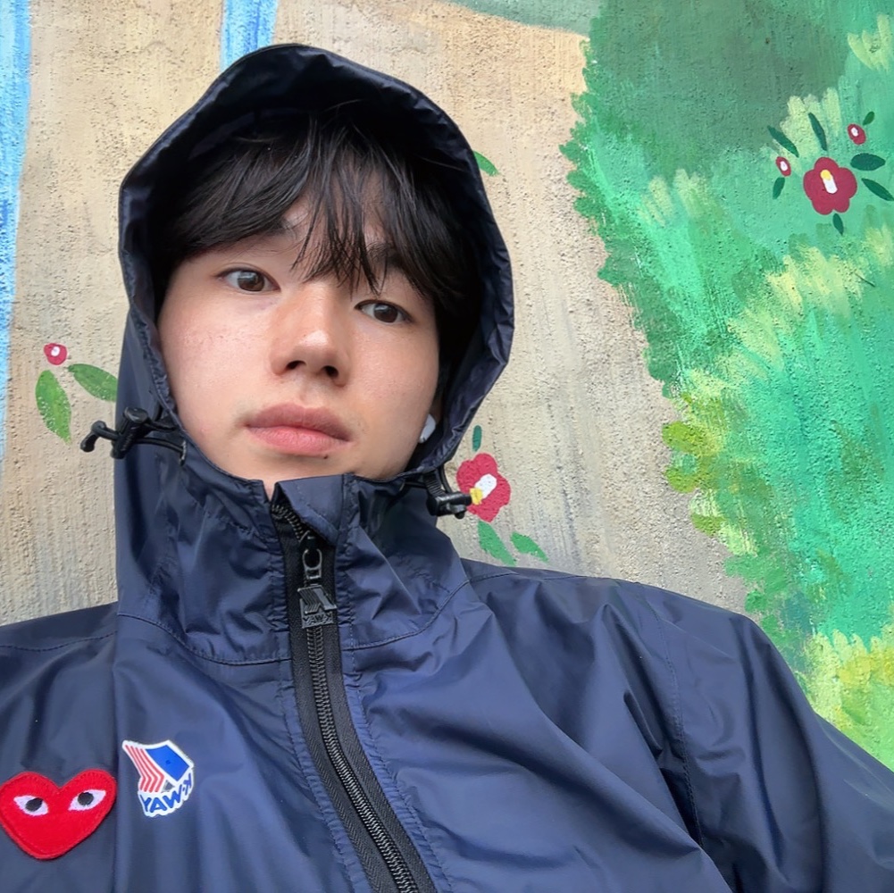 Play Comme des Garcons x K-Way Full Zip Jacket Navy 착용 스타일