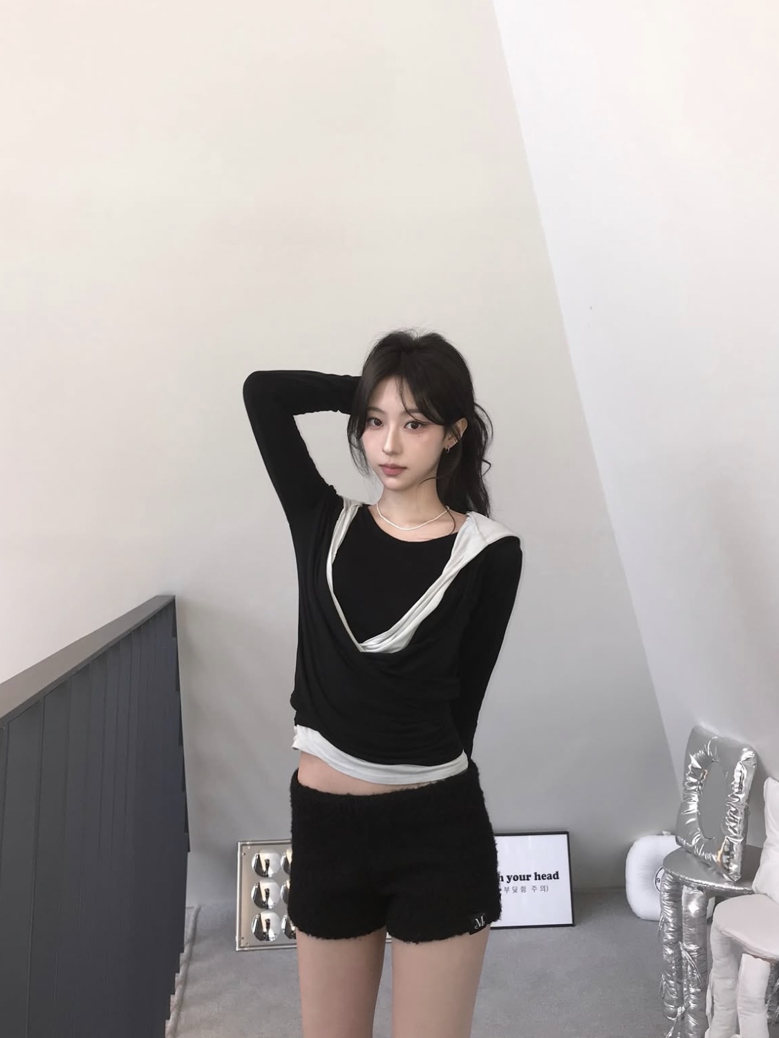 MUCENT Pore Fleece Micro Pants Black 착용 스타일 - 5