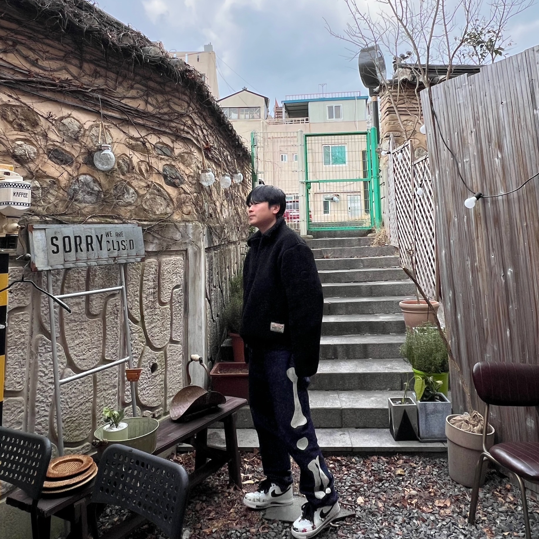 Stussy x Our Legacy Work Shop Runner Fleece Pullover Black, Kapital 12.5 oz. Denim Mexican Tuxedo 5P Okagilly Pants Indigo 착용 스타일 - 1