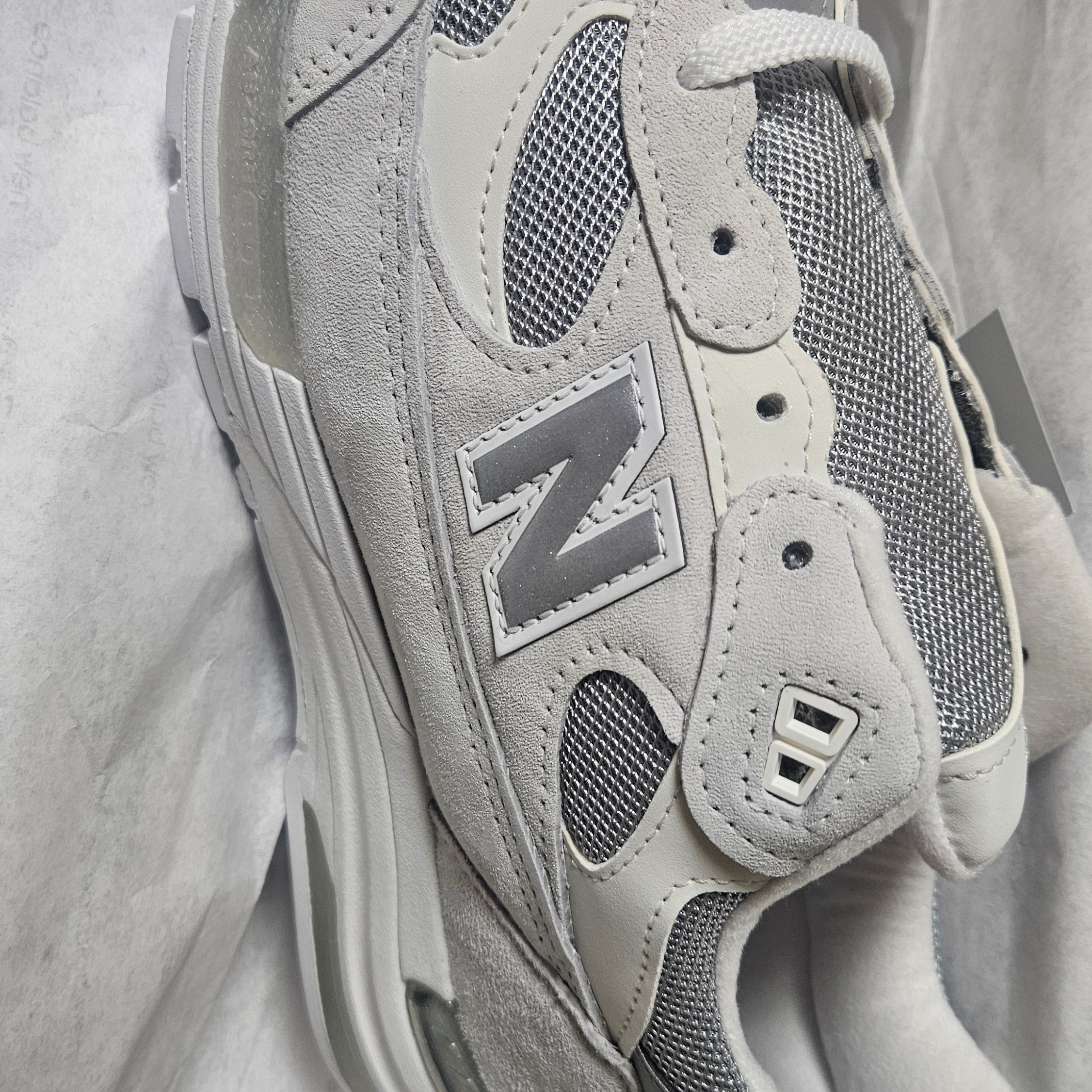 New Balance 992 Made in USA Core White Reflection 착용 스타일