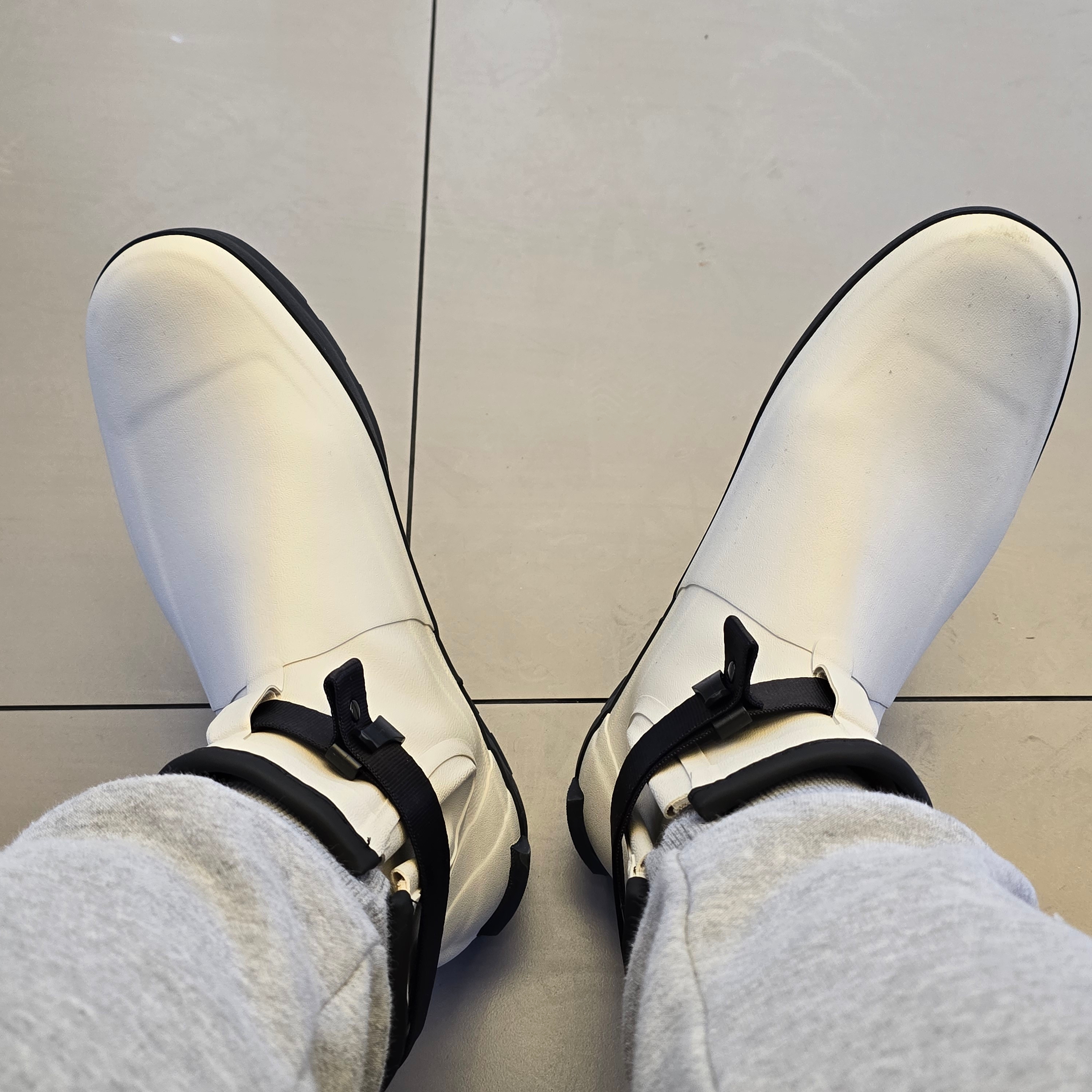 Moonstar 810s ET027 Marke Modi White 착용 스타일