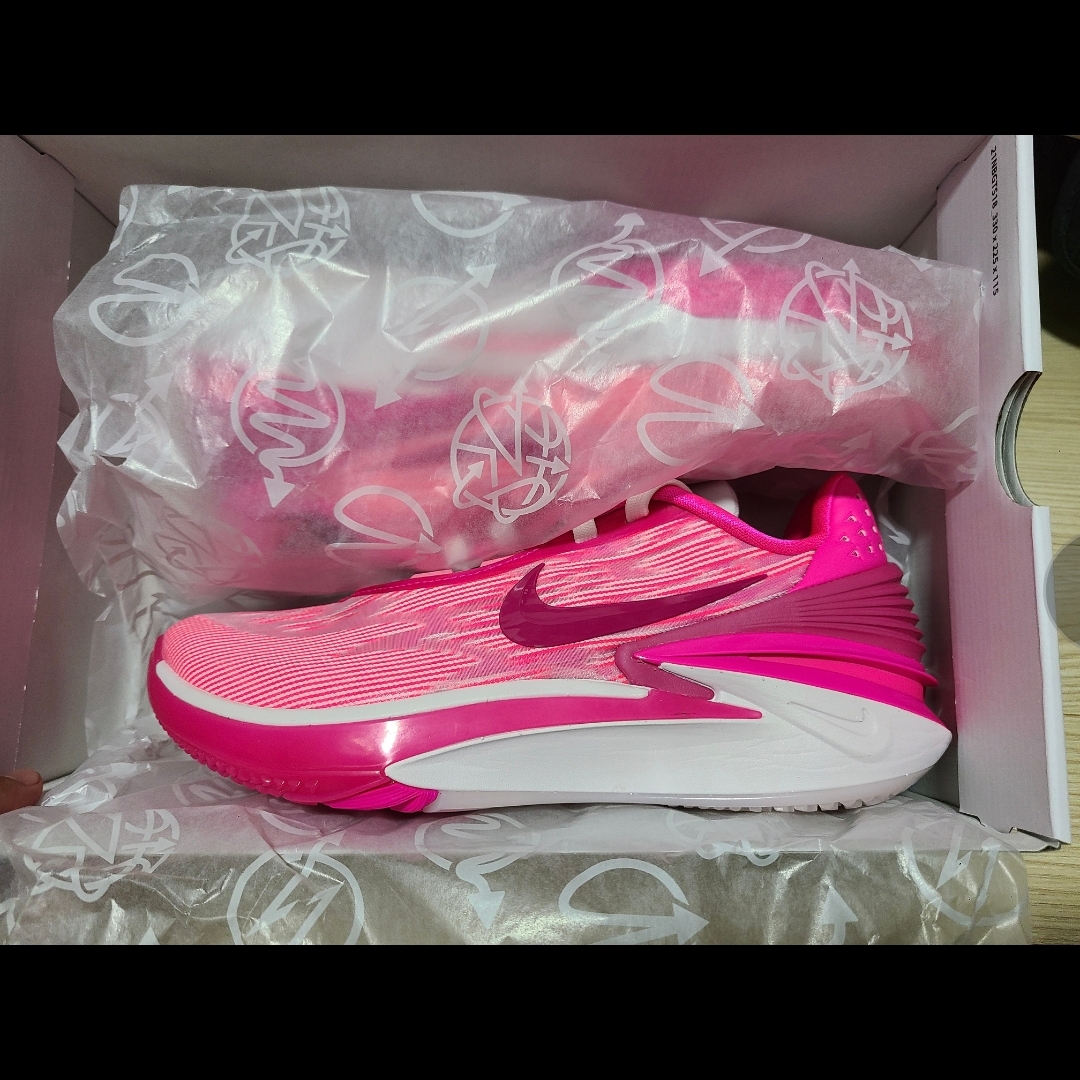 Nike Air Zoom GT Cut 2 EP Hyper Pink 착용 스타일
